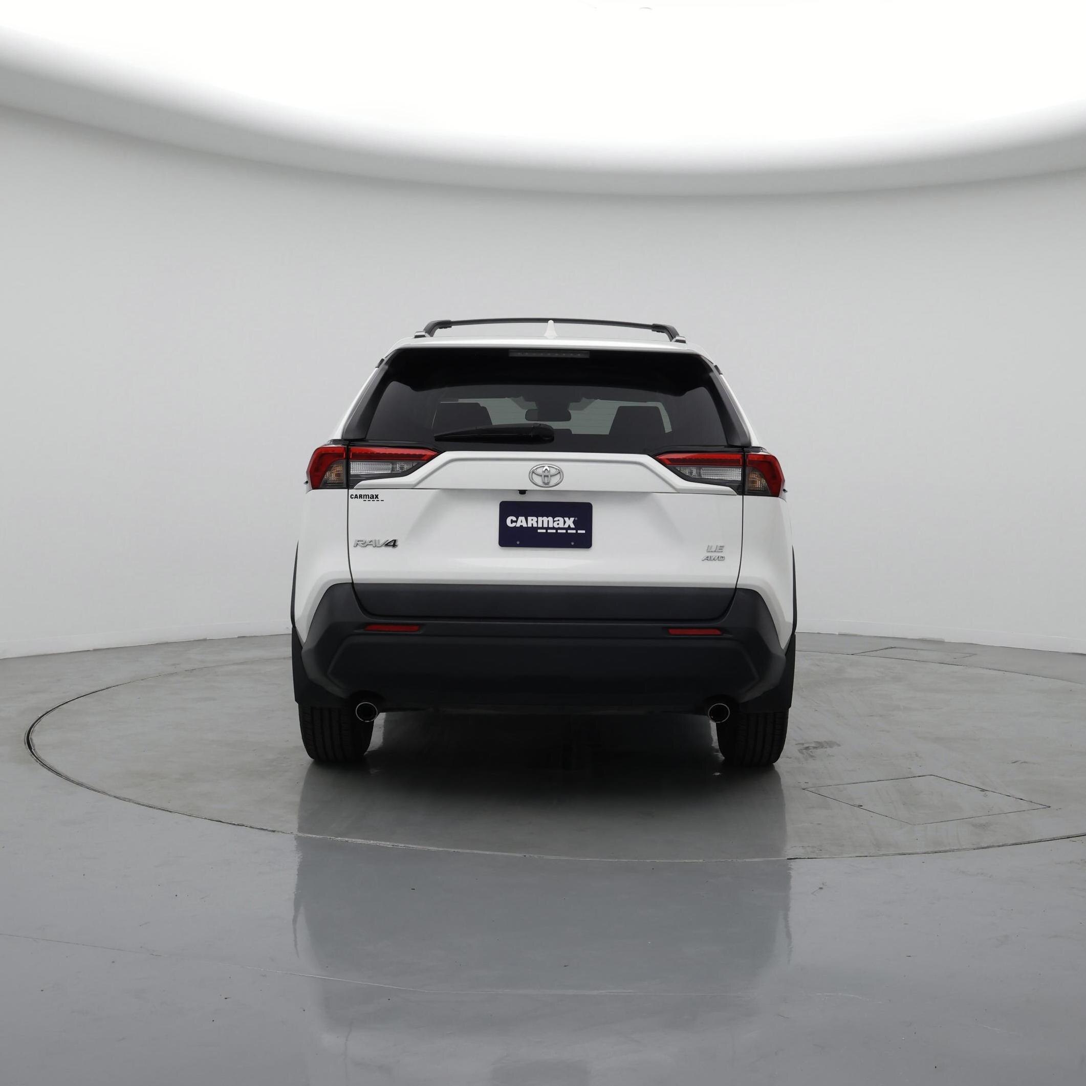Thumbnail: 2021 Toyota RAV4 - 6