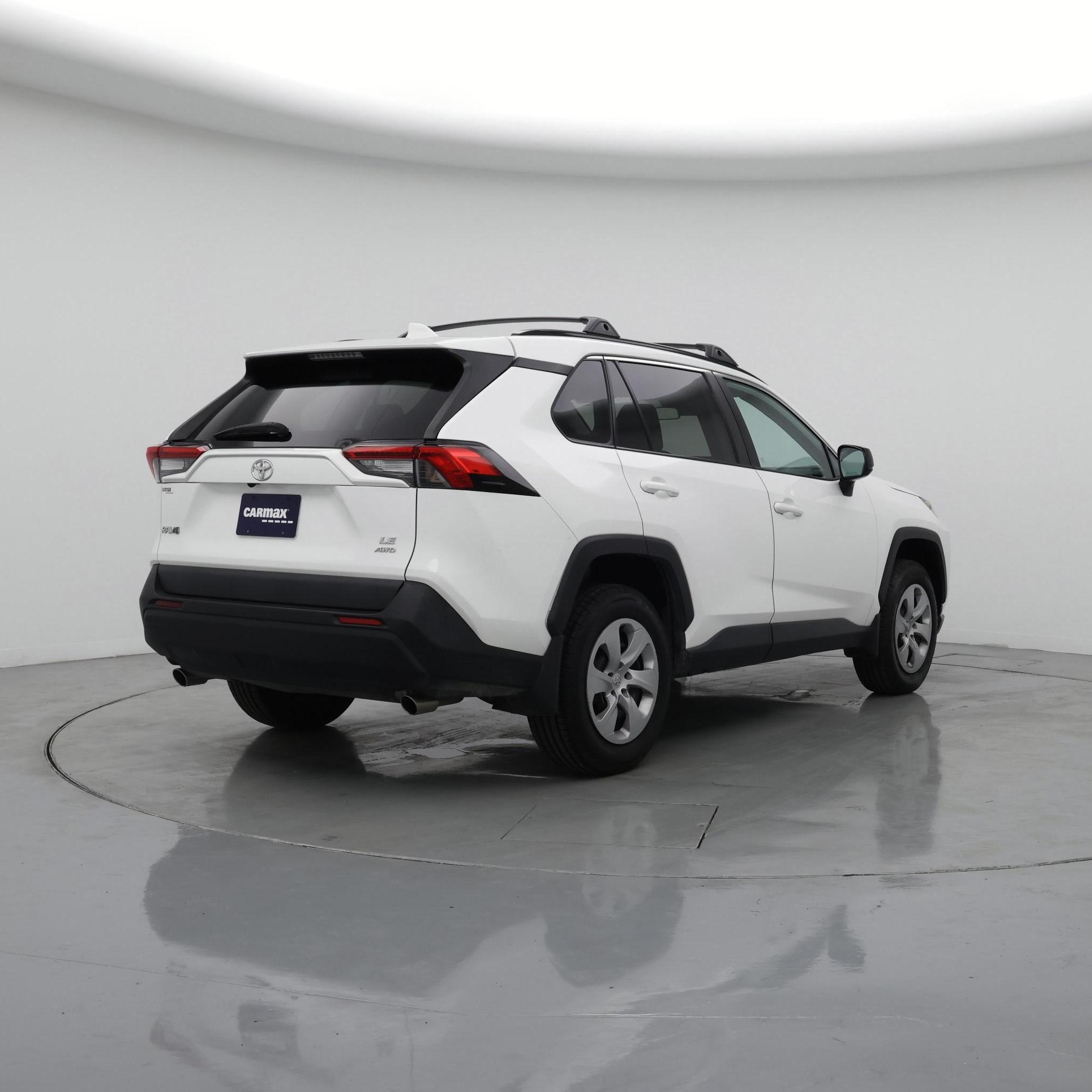 Thumbnail: 2021 Toyota RAV4 - 8