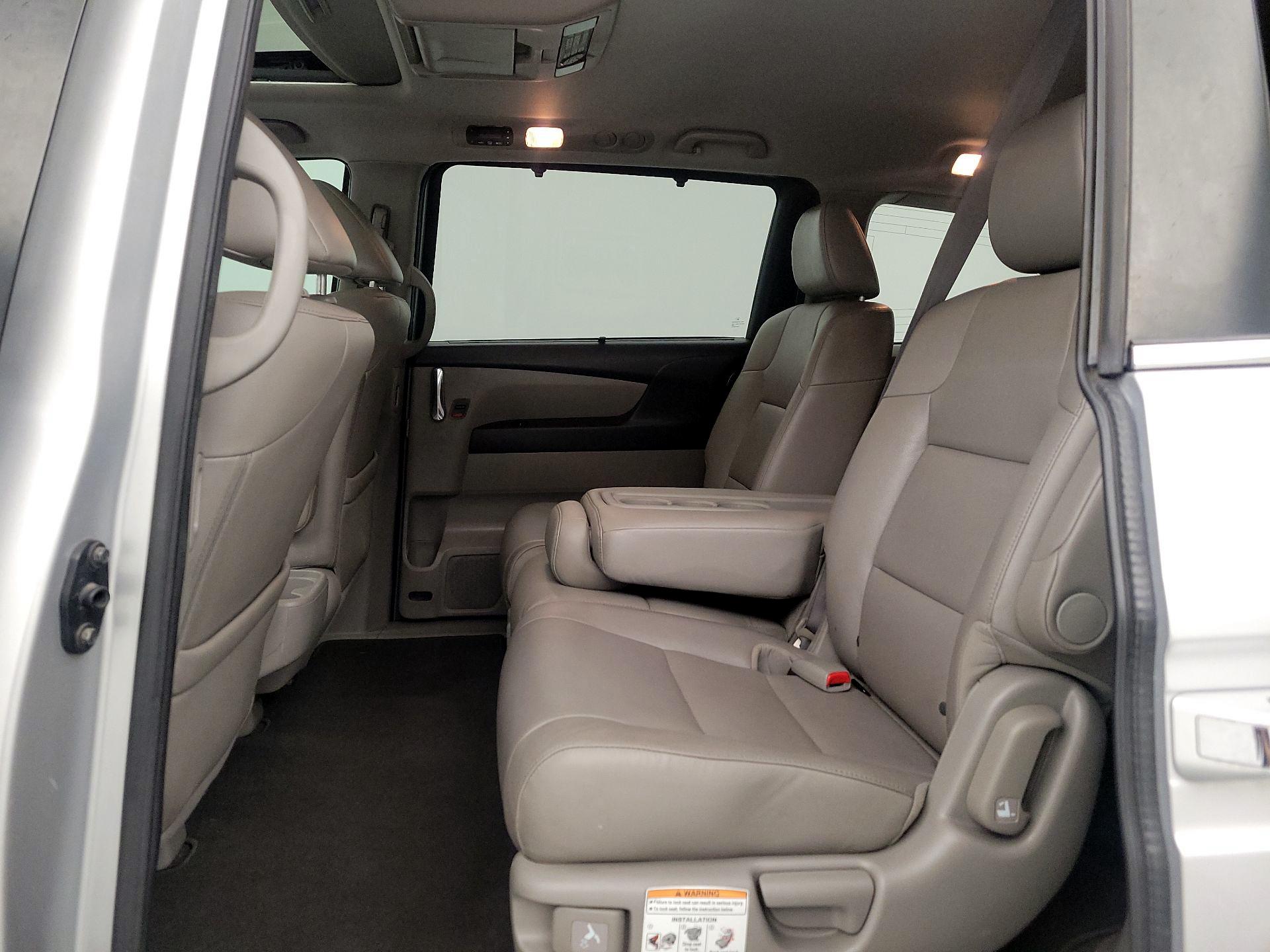 Thumbnail: 2014 Honda Odyssey - 20