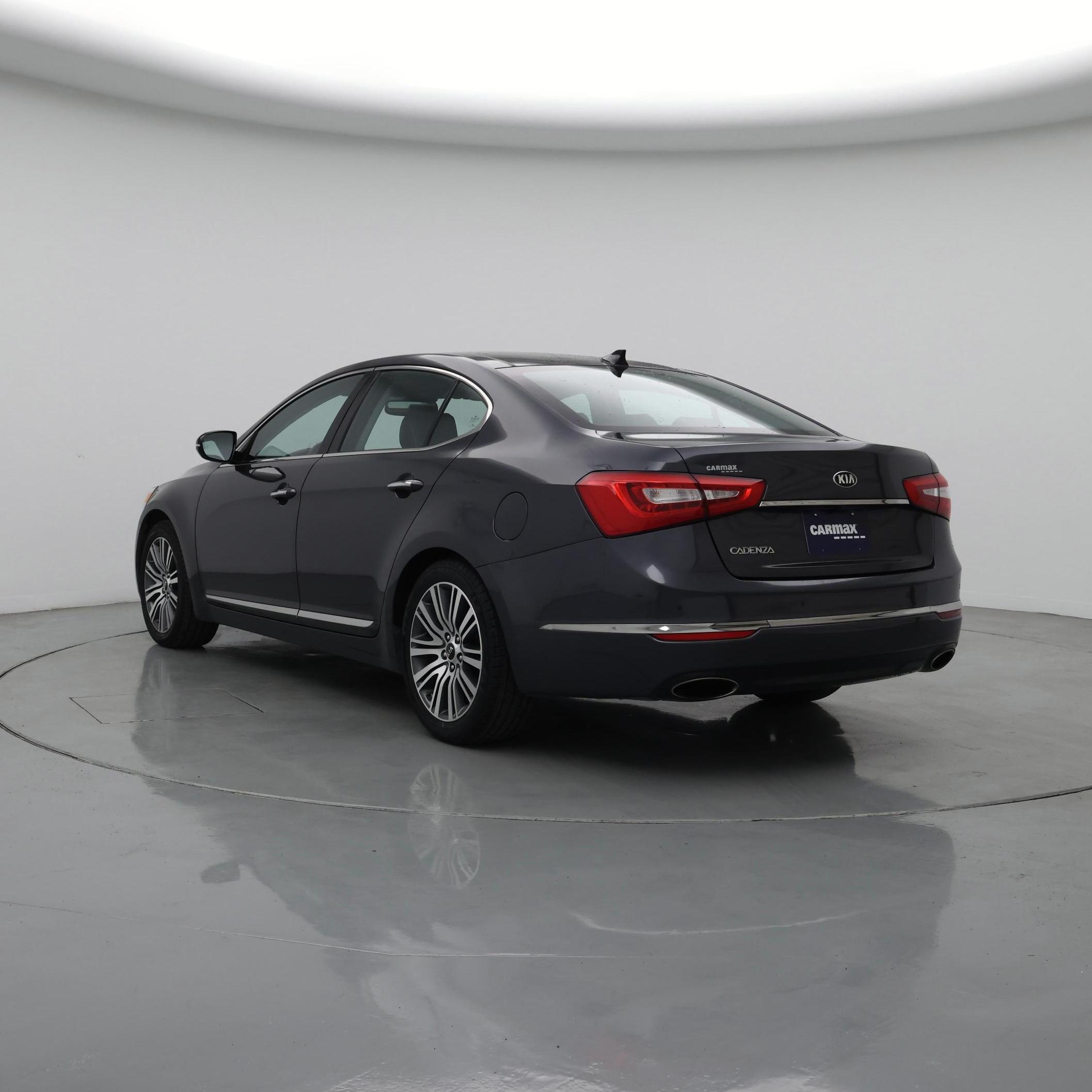 Thumbnail: 2016 Kia Cadenza - 2