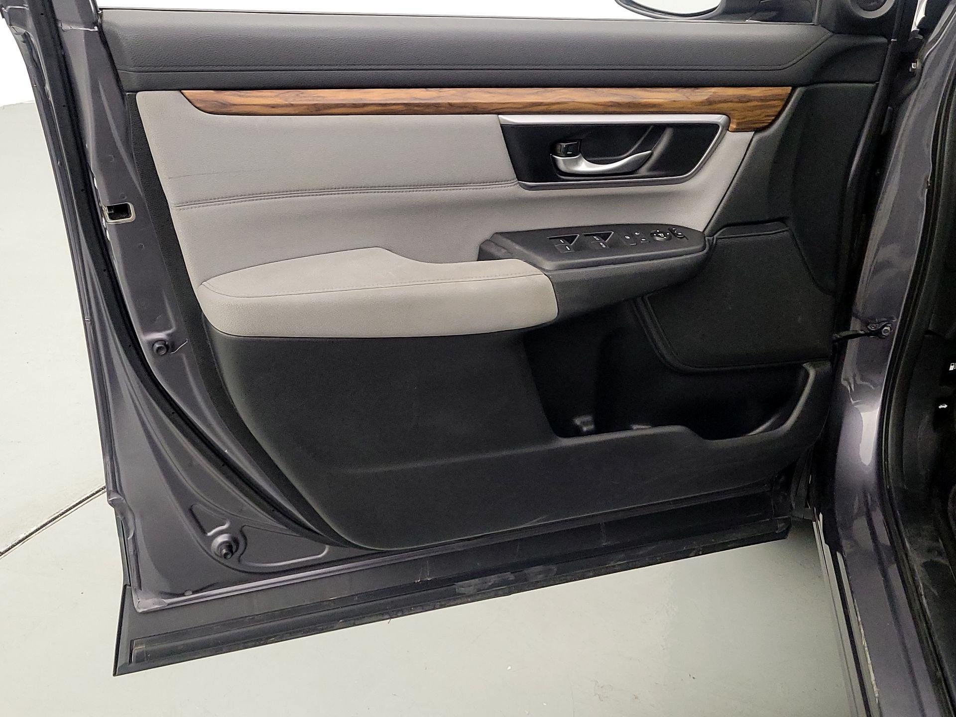 Thumbnail: 2017 Honda CR-V - 12