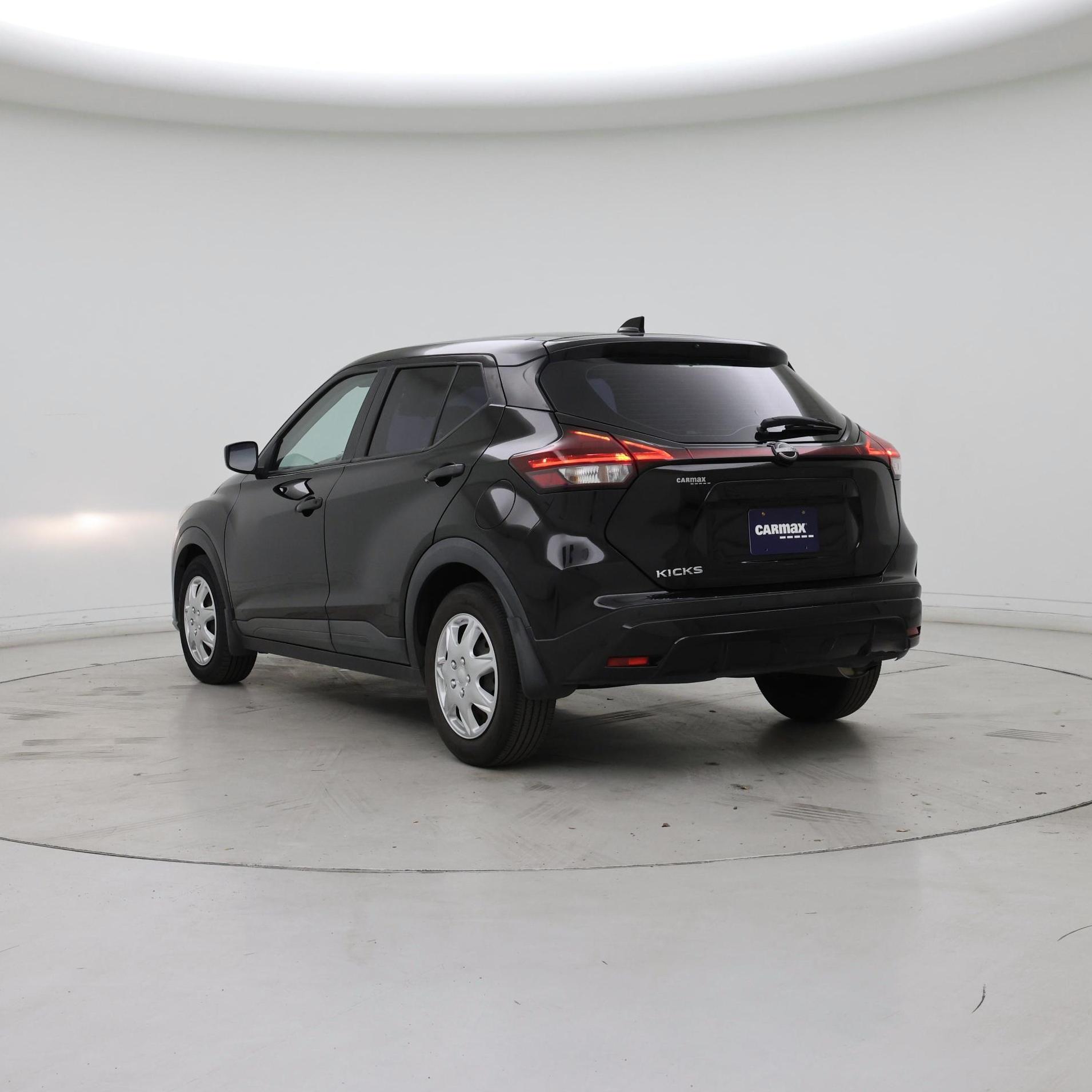 Thumbnail: 2022 Nissan Kicks - 2