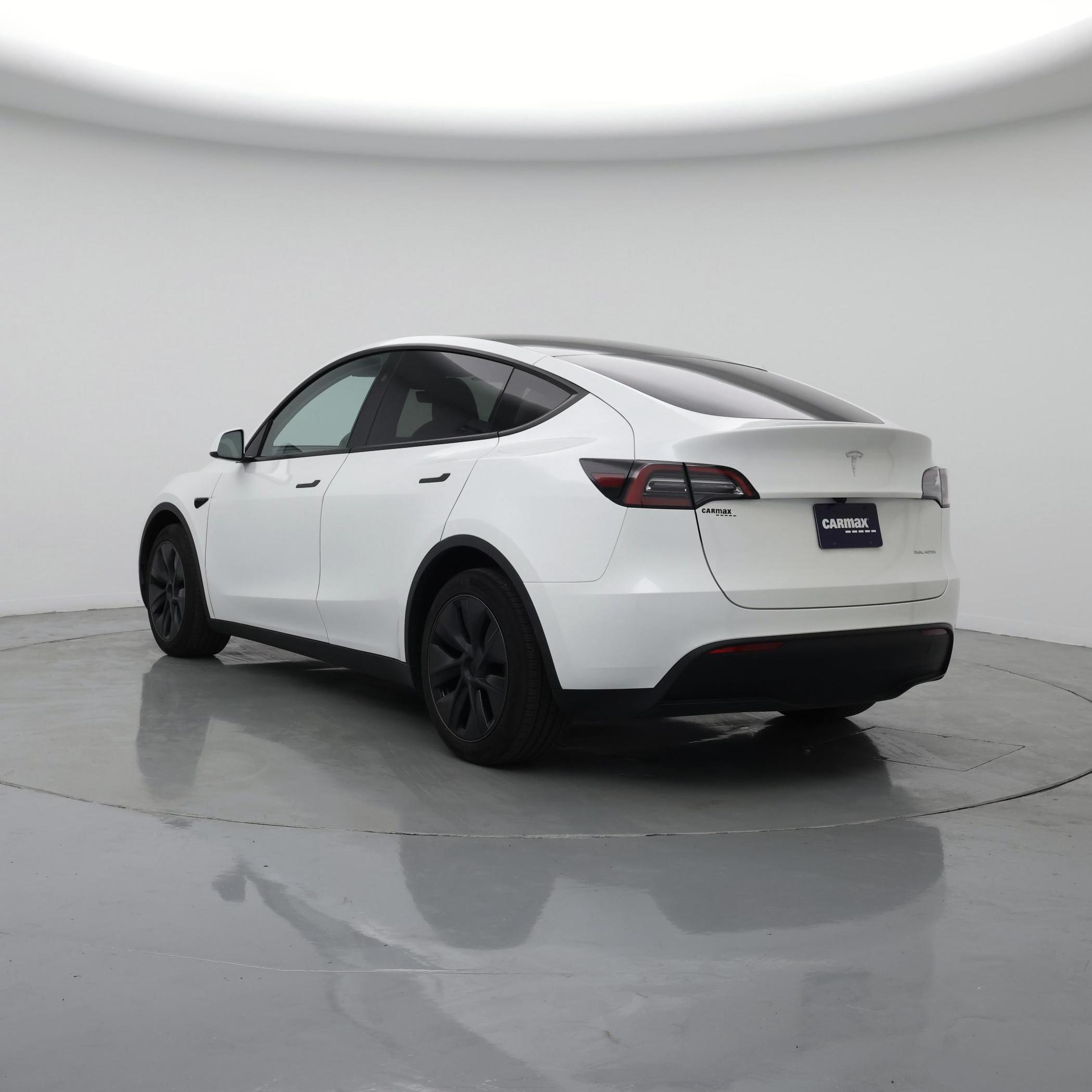 Thumbnail: 2025 Tesla Model Y - 2