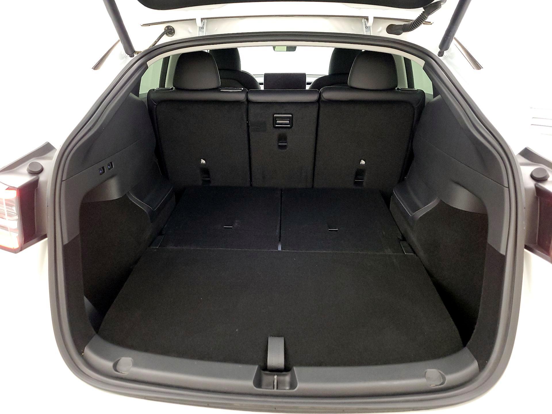 Thumbnail: 2025 Tesla Model Y - 19