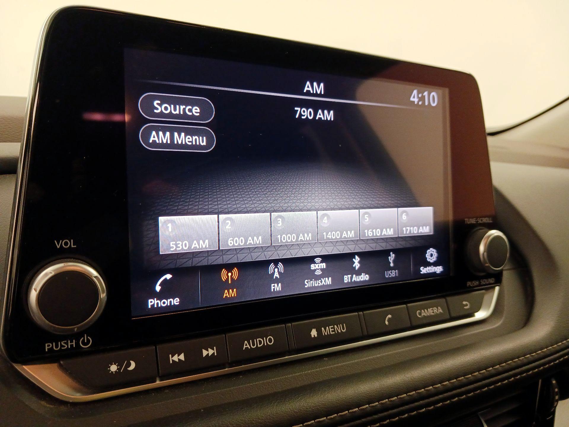 Thumbnail: 2022 Nissan Rogue - 15