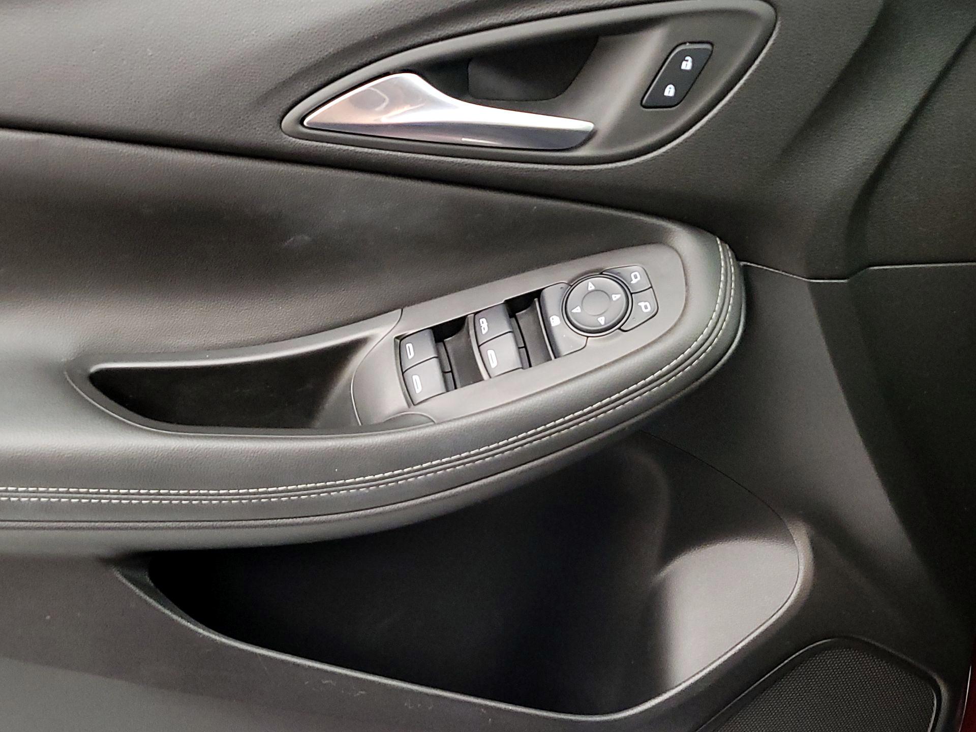 Thumbnail: 2023 Buick Encore GX - 12