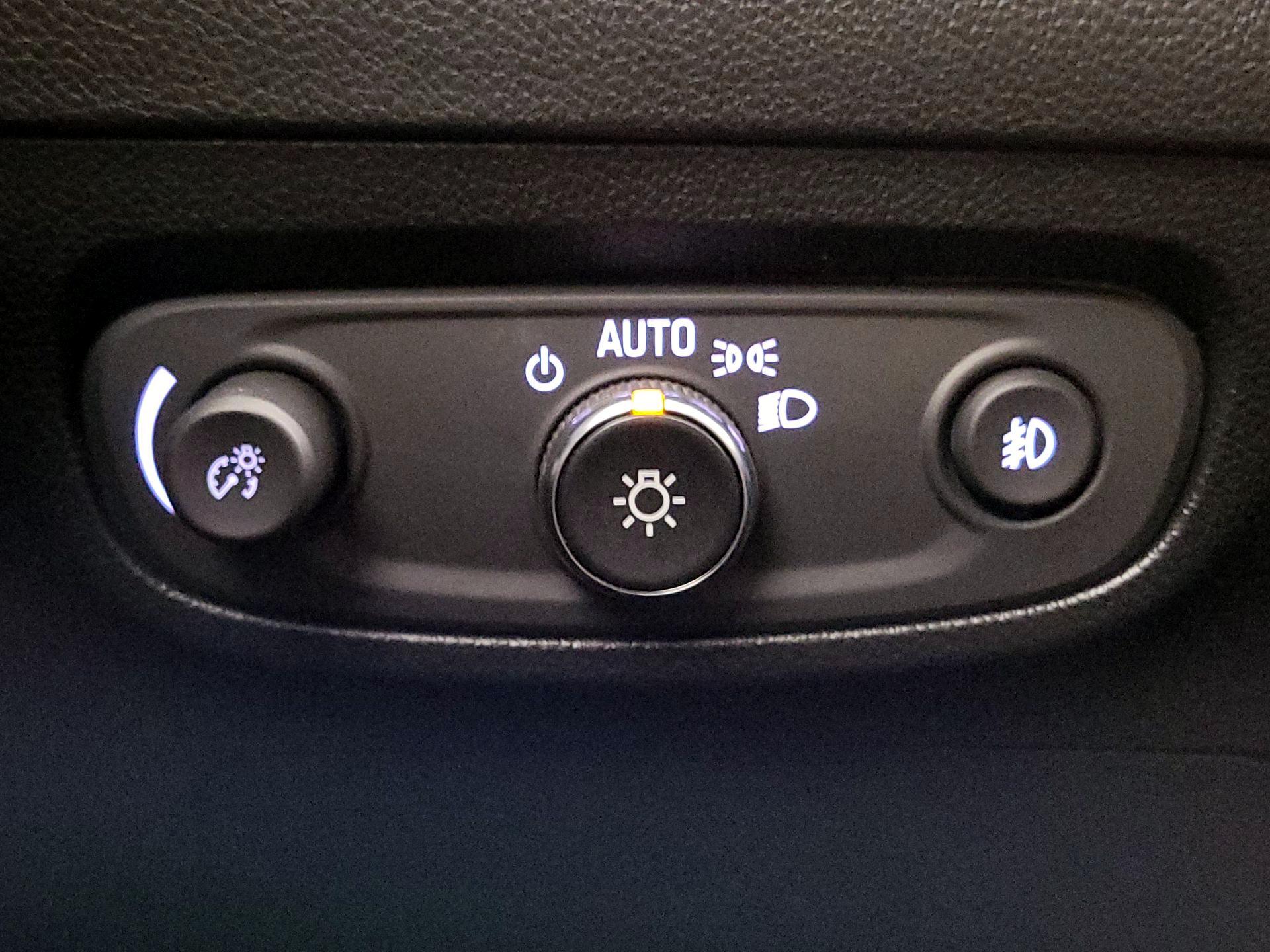 Thumbnail: 2023 Buick Encore GX - 13