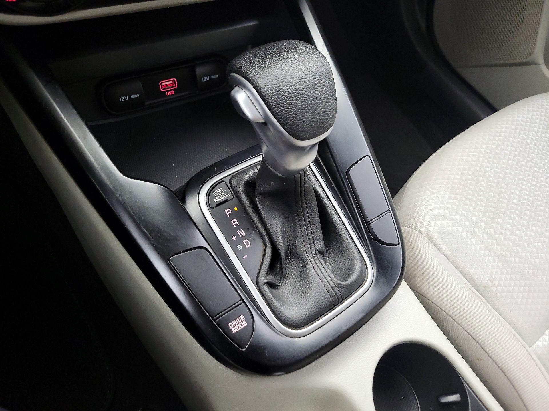 Thumbnail: 2020 Kia Soul - 17