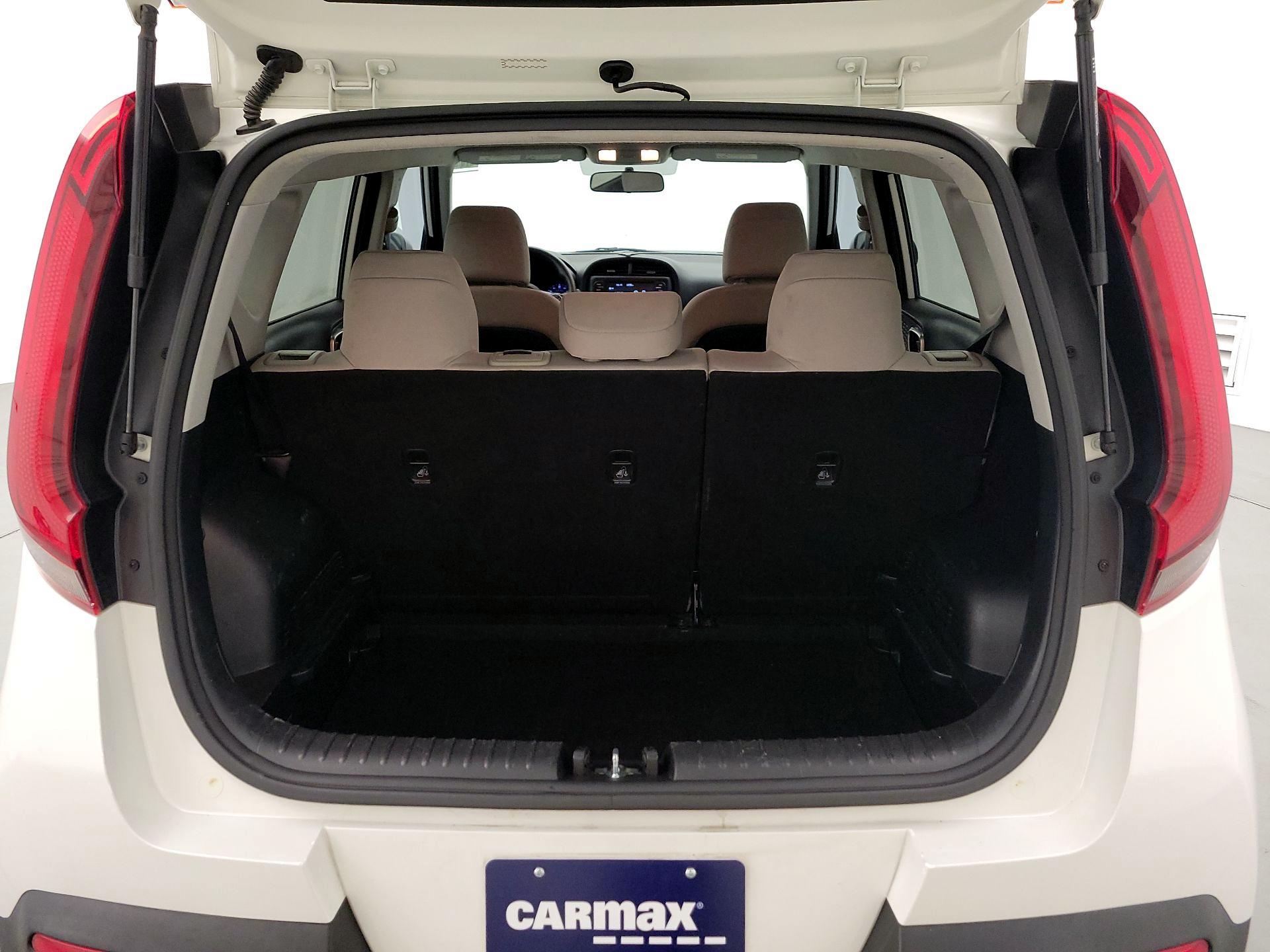 Thumbnail: 2020 Kia Soul - 20