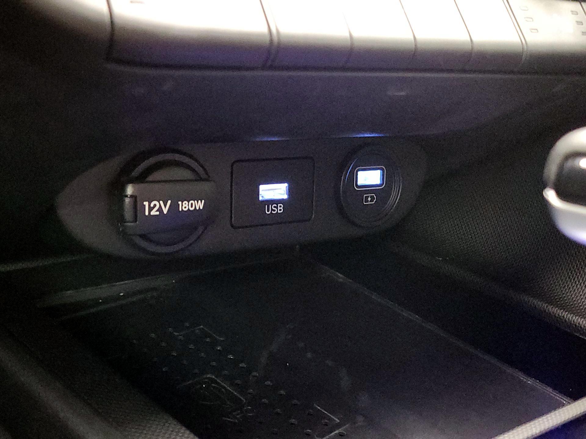 Thumbnail: 2023 Hyundai Elantra - 19