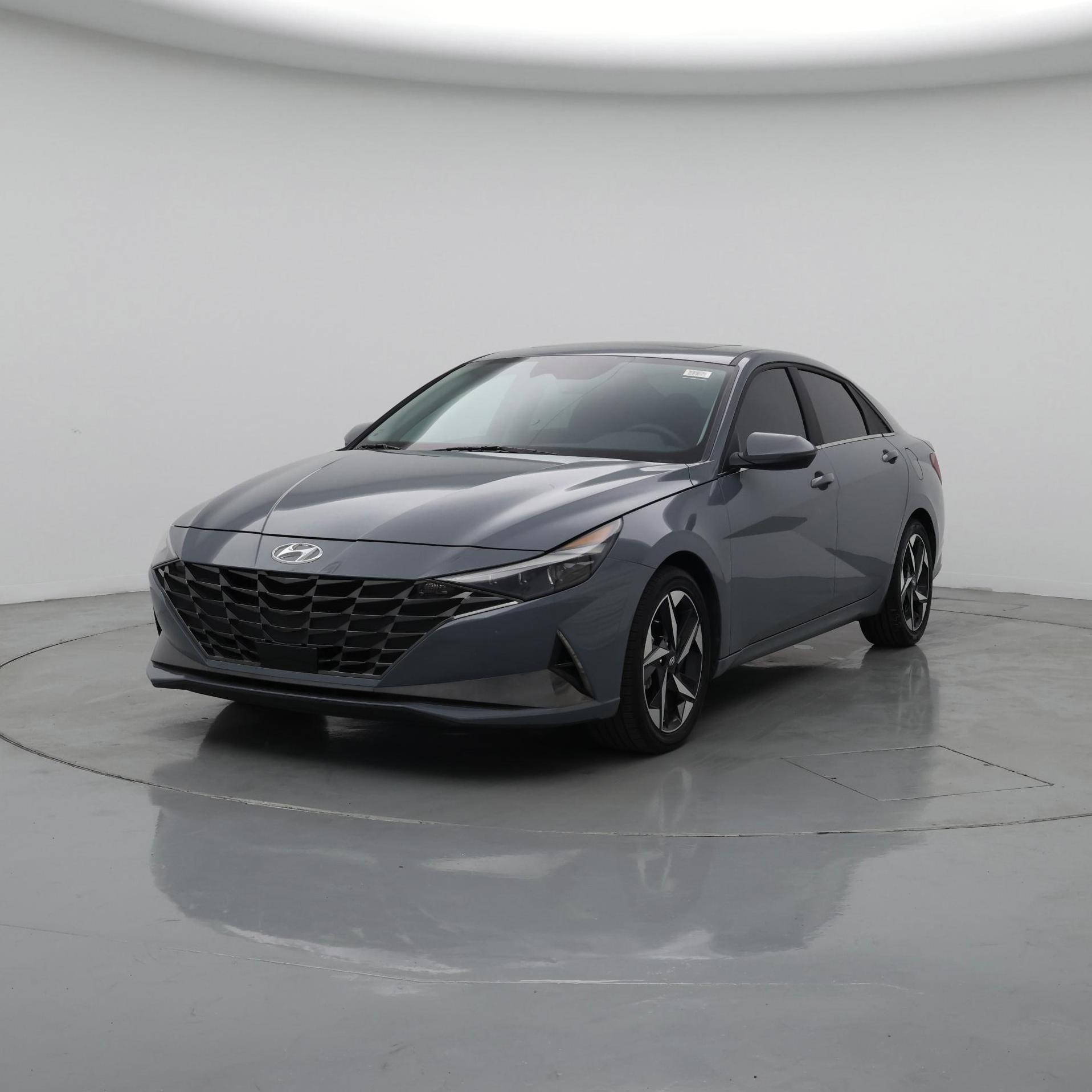 Thumbnail: 2023 Hyundai Elantra - 4