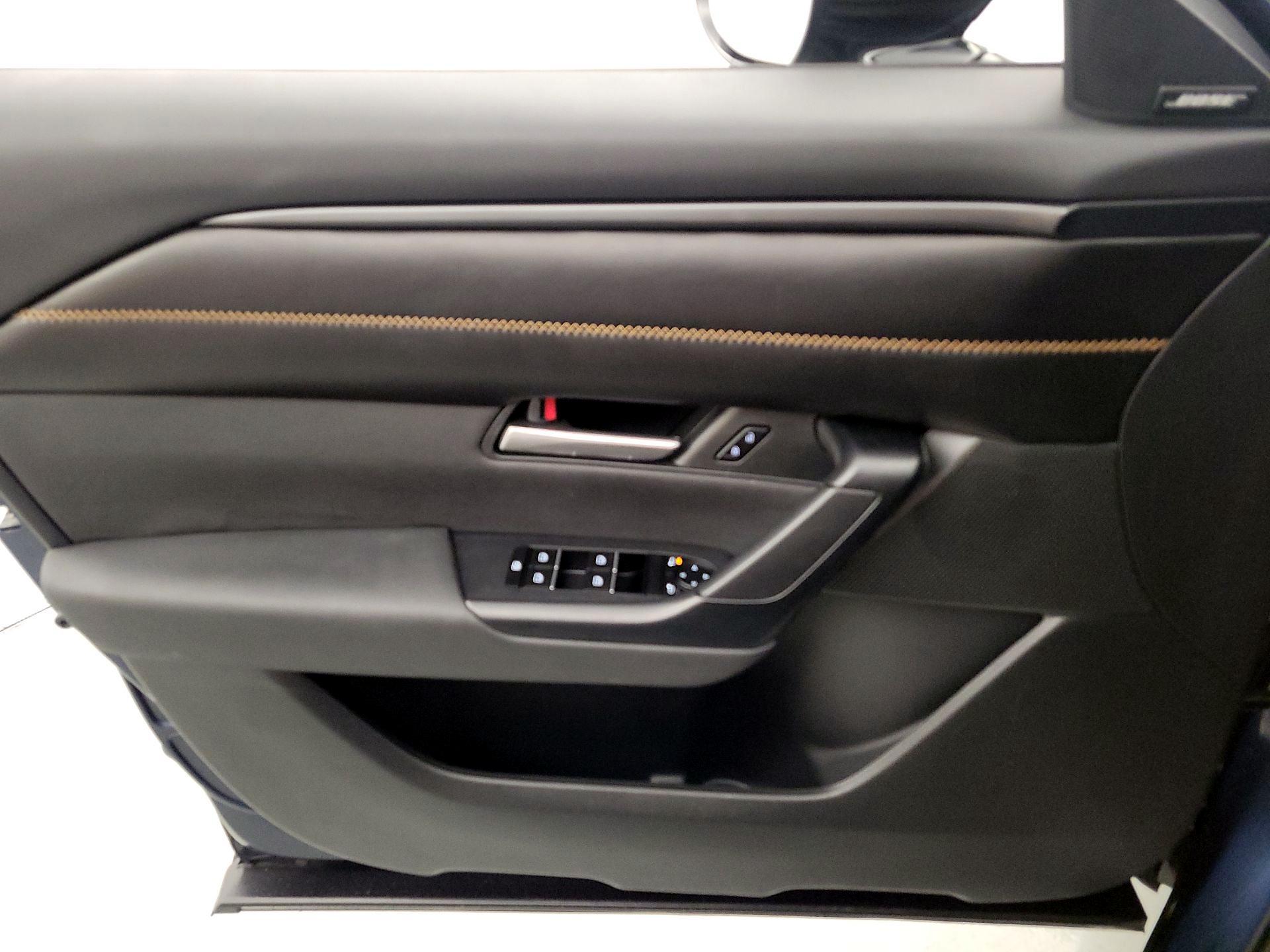 Thumbnail: 2025 Mazda CX-50 - 12