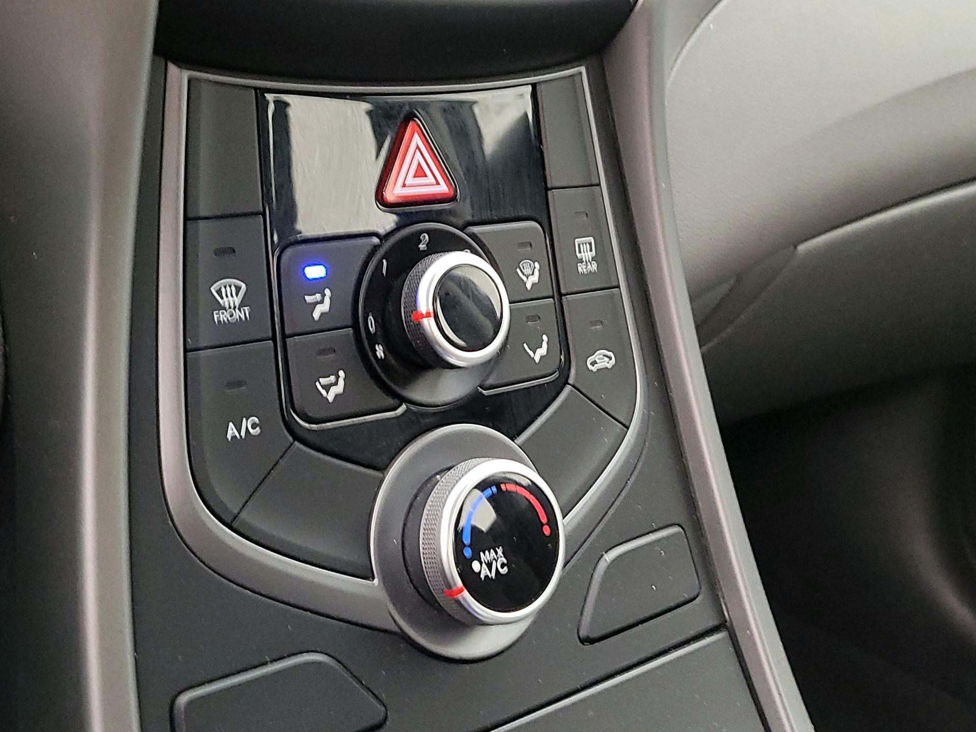 Thumbnail: 2014 Hyundai Elantra - 15