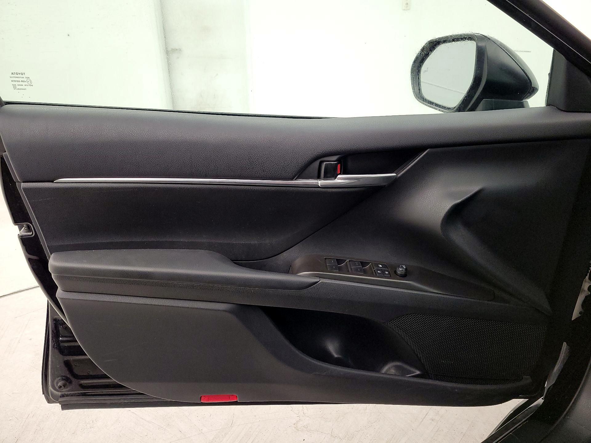 Thumbnail: 2024 Toyota Camry - 12