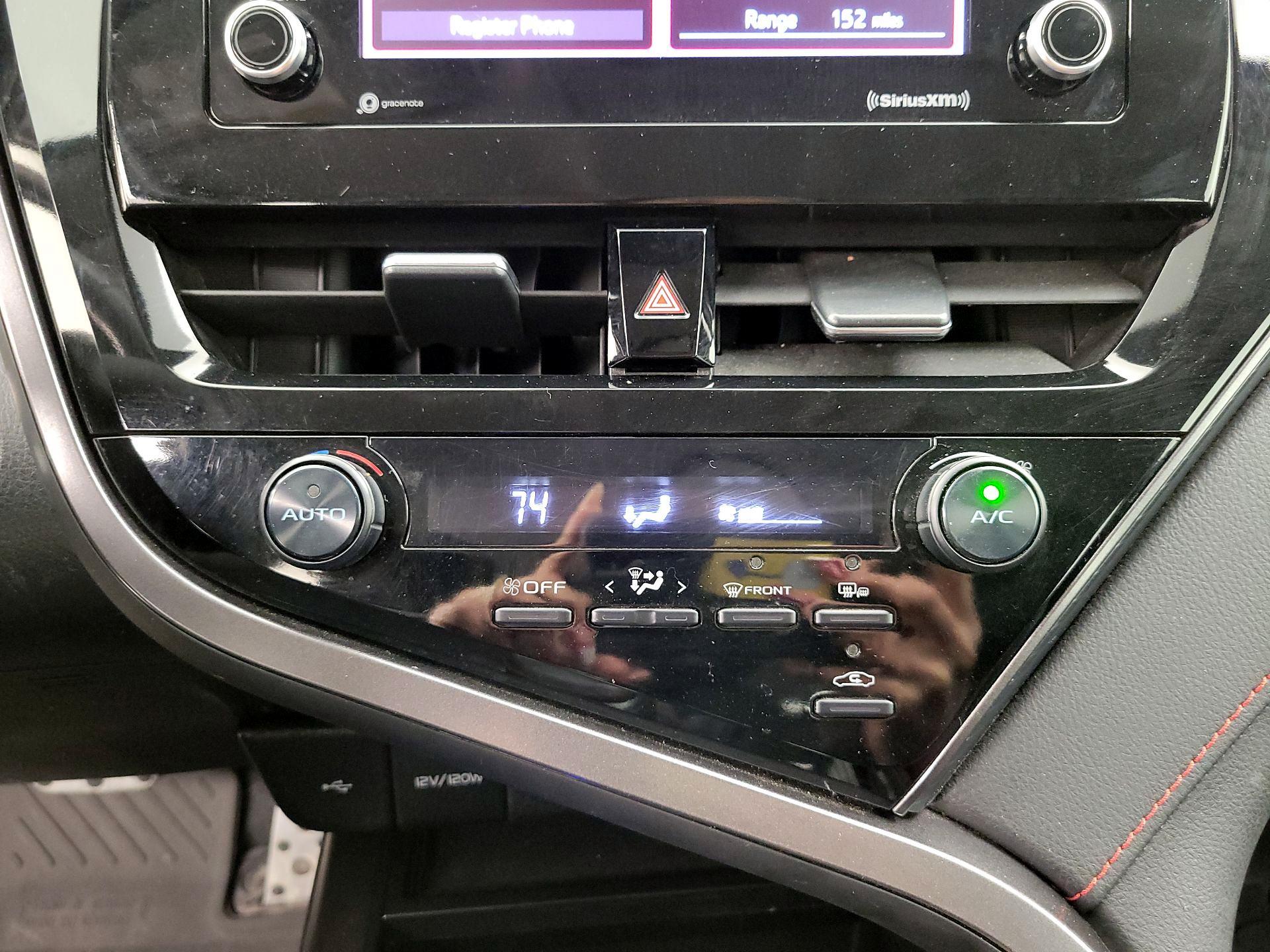 Thumbnail: 2024 Toyota Camry - 16