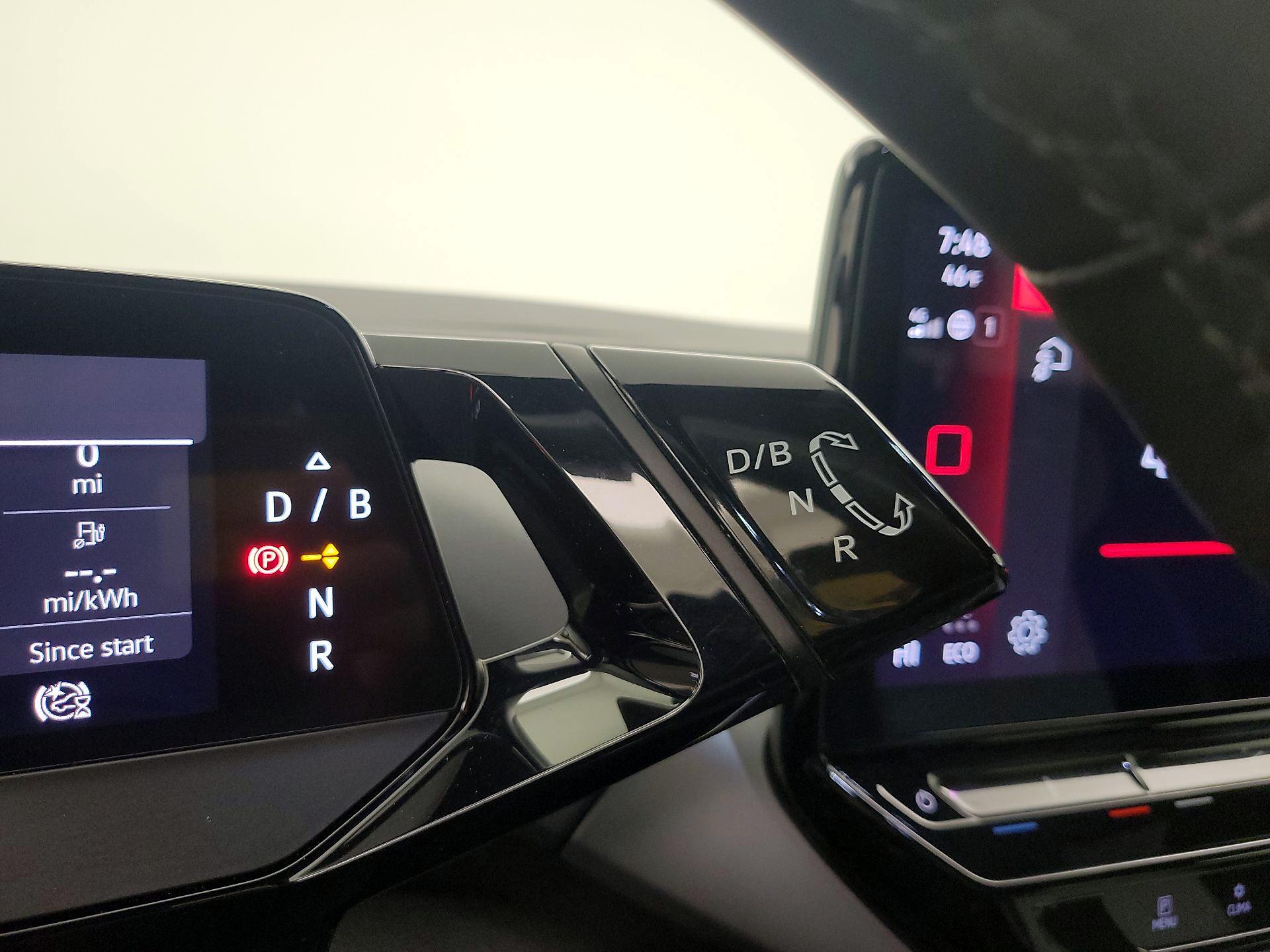 Thumbnail: 2023 Volkswagen ID.4 - 17