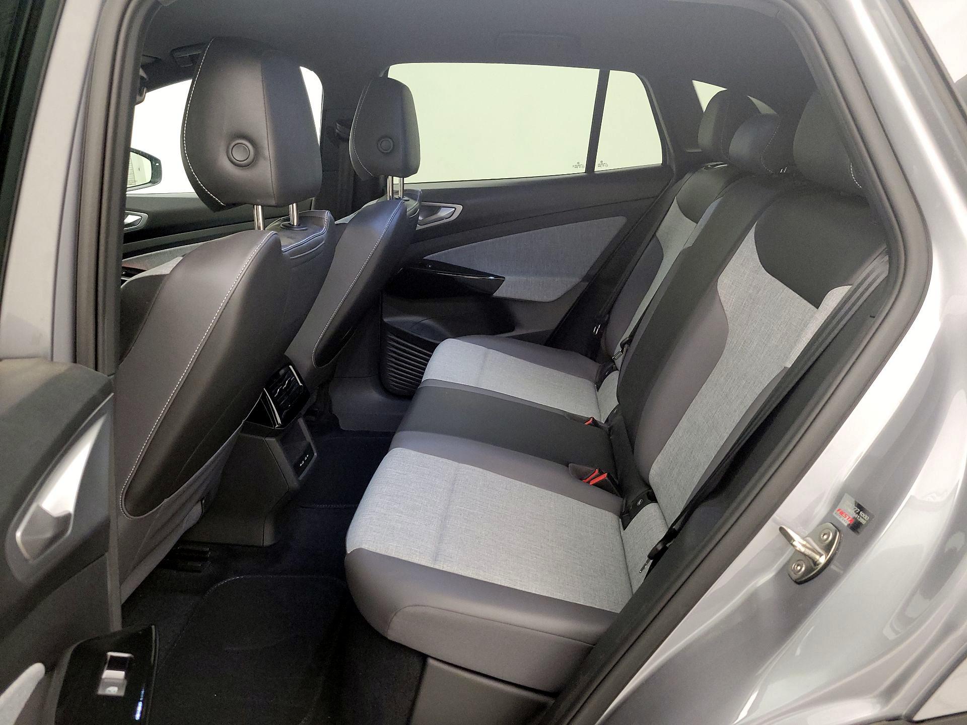 Thumbnail: 2023 Volkswagen ID.4 - 19