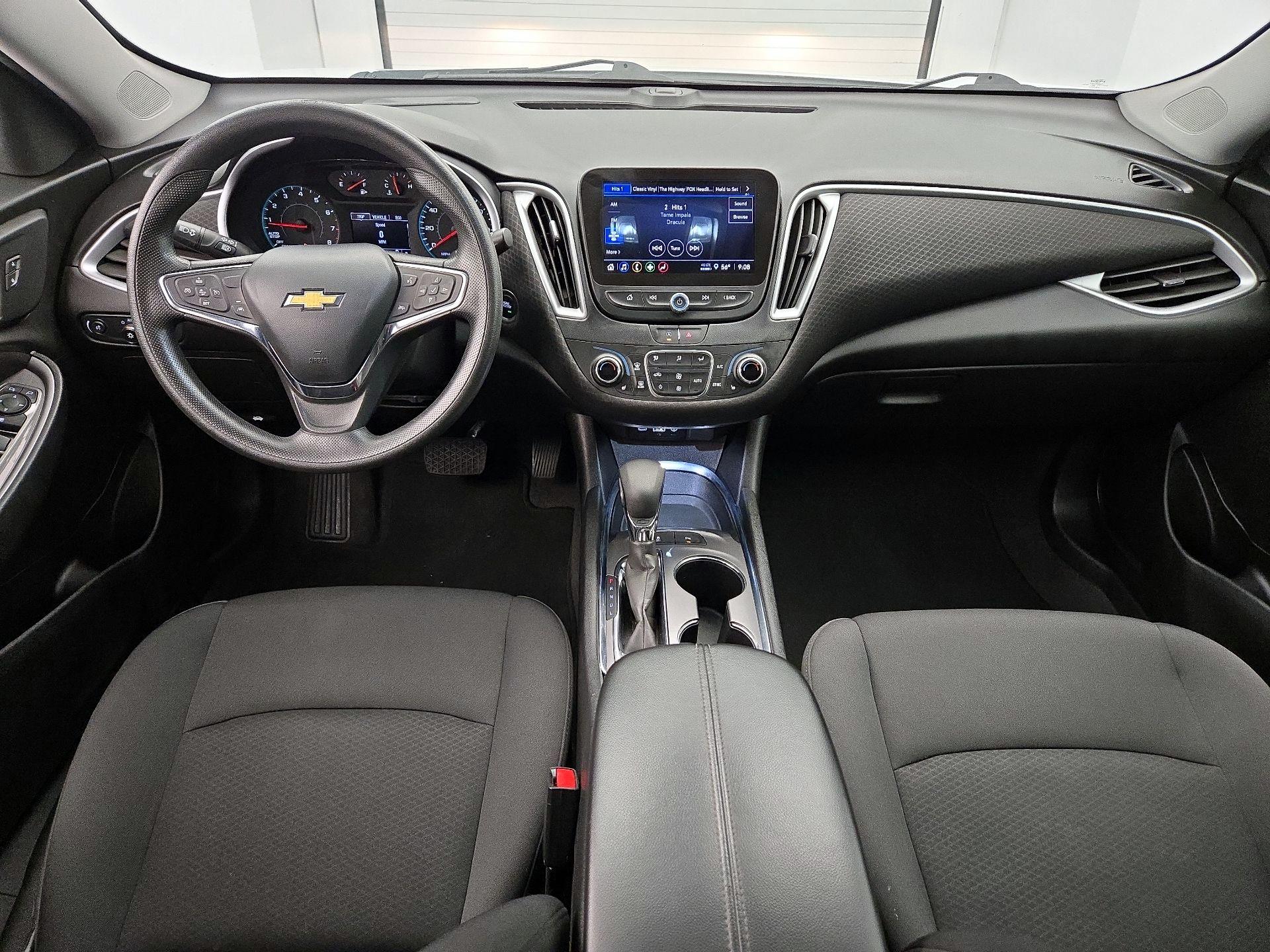 Thumbnail: 2024 Chevrolet Malibu - 9