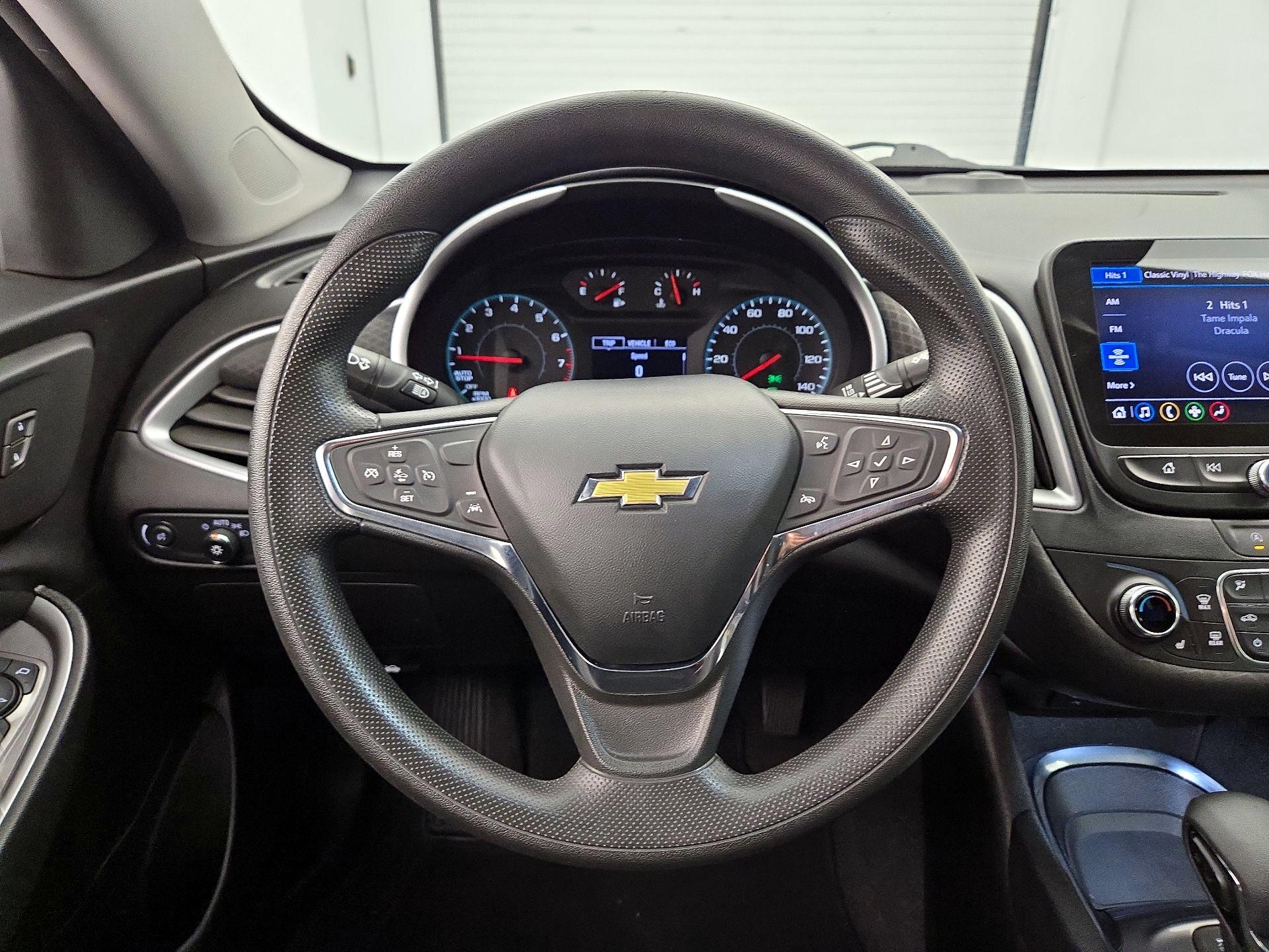 Thumbnail: 2024 Chevrolet Malibu - 10