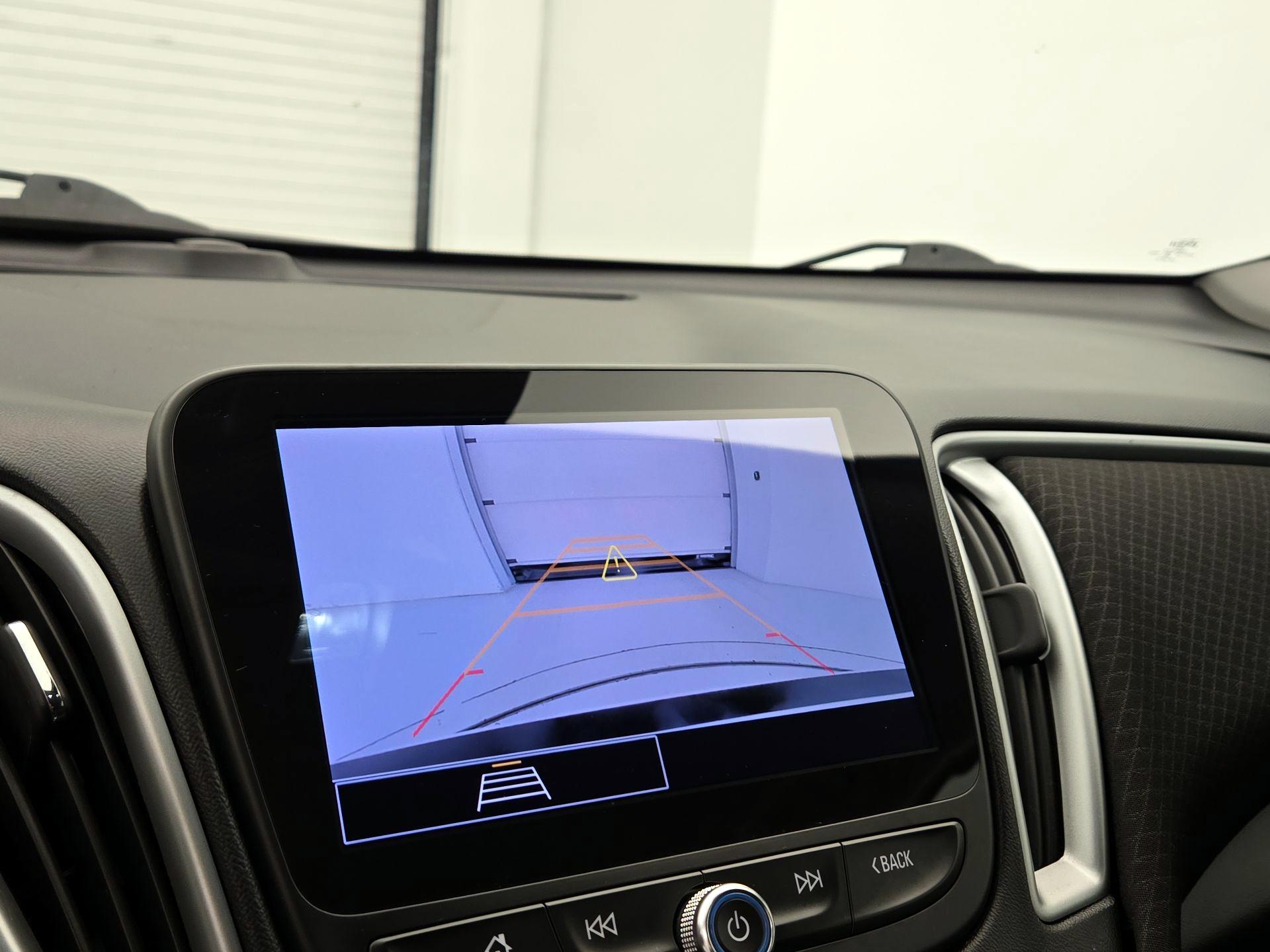 Thumbnail: 2024 Chevrolet Malibu - 14