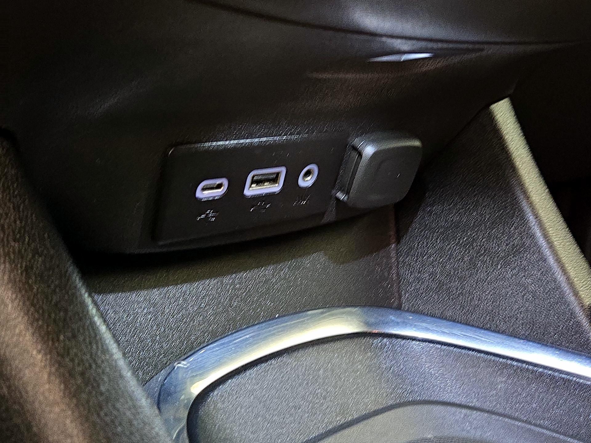 Thumbnail: 2024 Chevrolet Malibu - 18