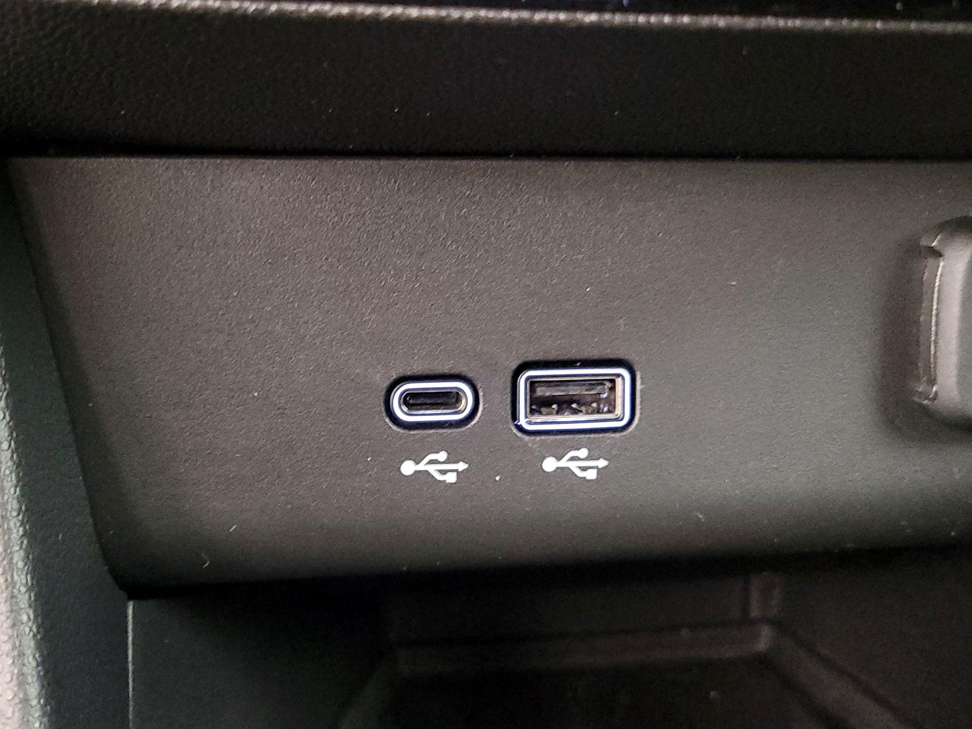 Thumbnail: 2025 Buick Encore GX - 18