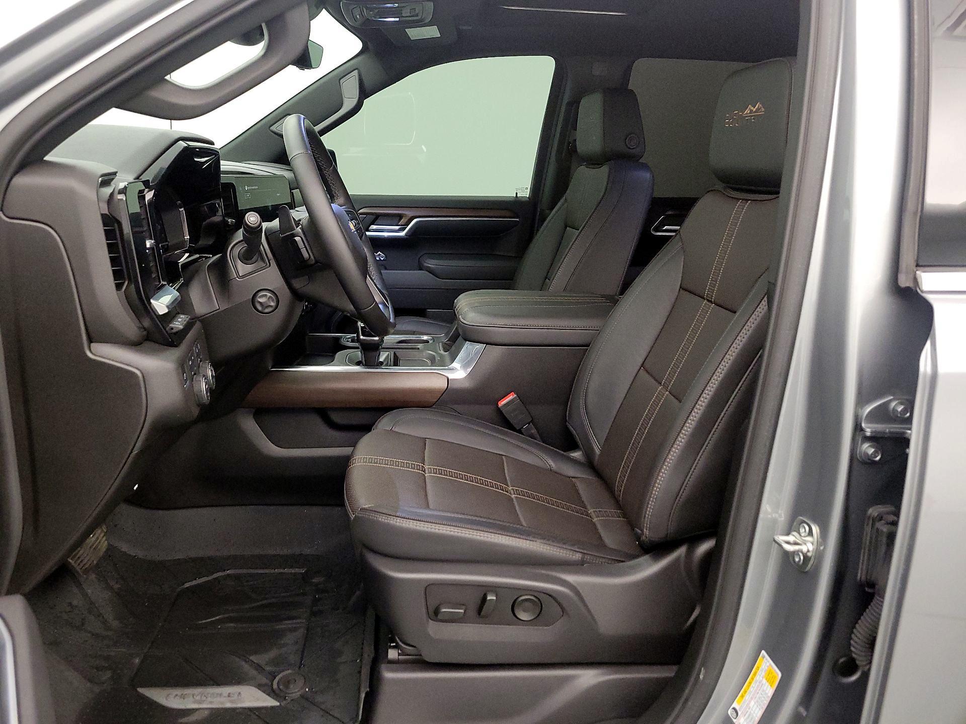 Thumbnail: 2025 Chevrolet Silverado 1500 - 11