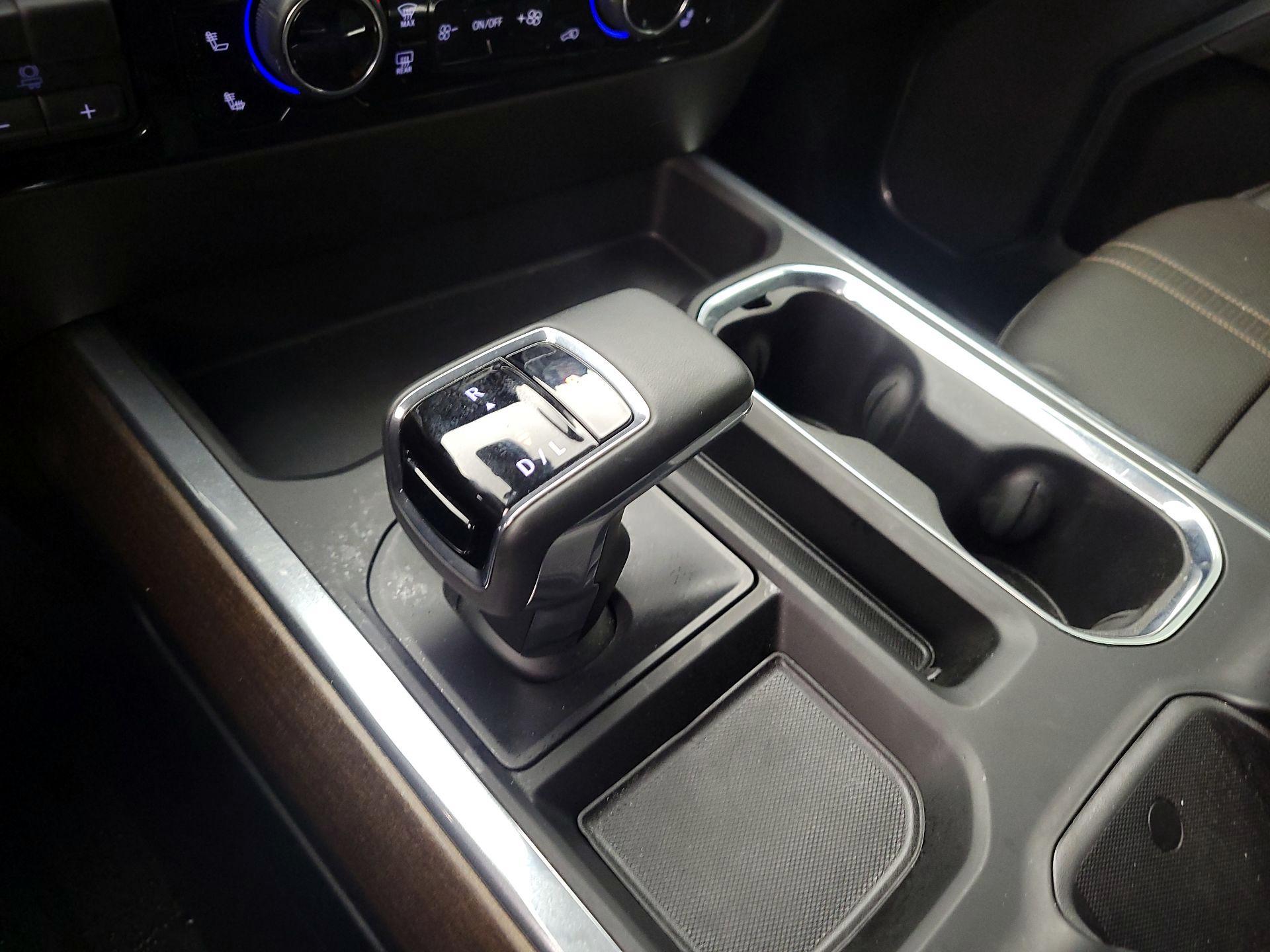 Thumbnail: 2025 Chevrolet Silverado 1500 - 17