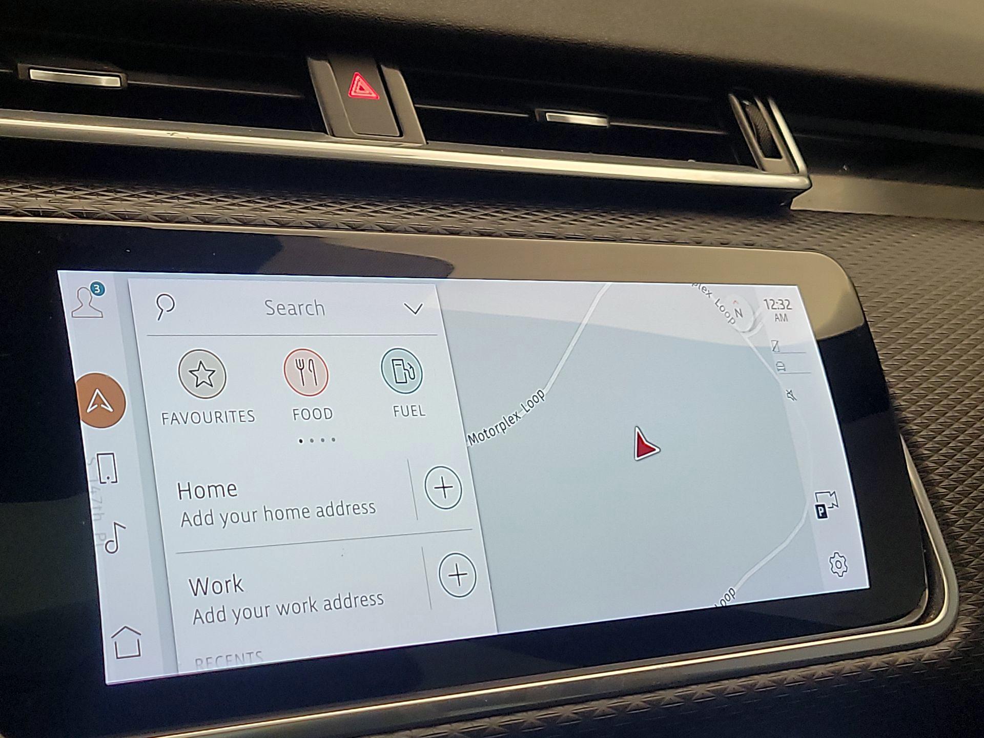 Thumbnail: 2021 Land Rover Range Rover Velar - 14