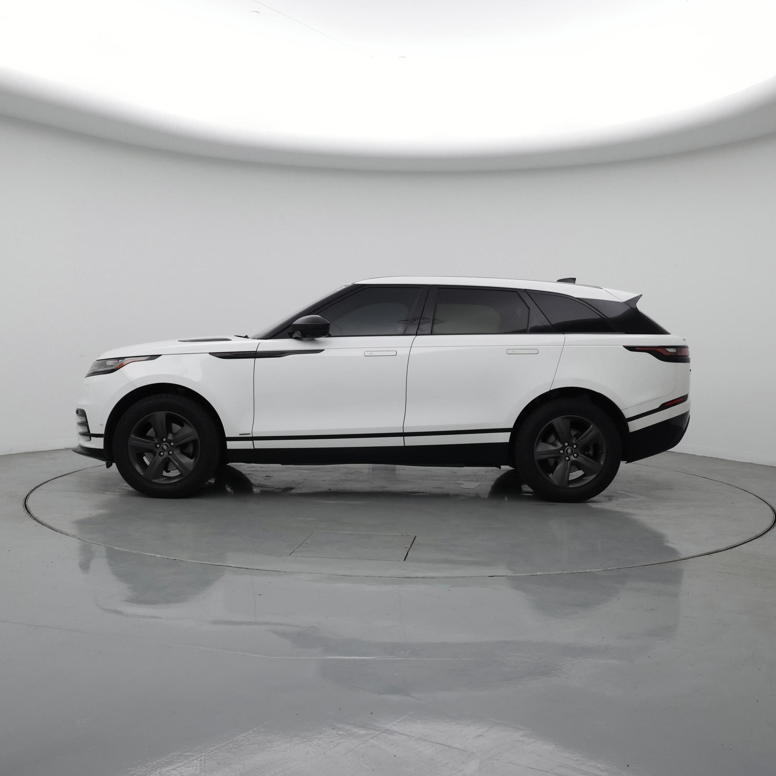 Thumbnail: 2021 Land Rover Range Rover Velar - 3
