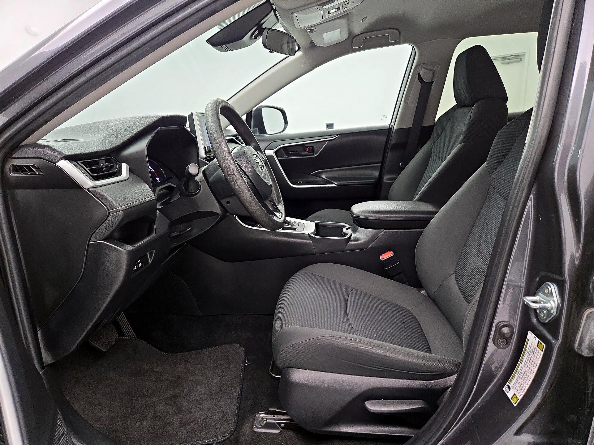 Thumbnail: 2024 Toyota RAV4 - 11