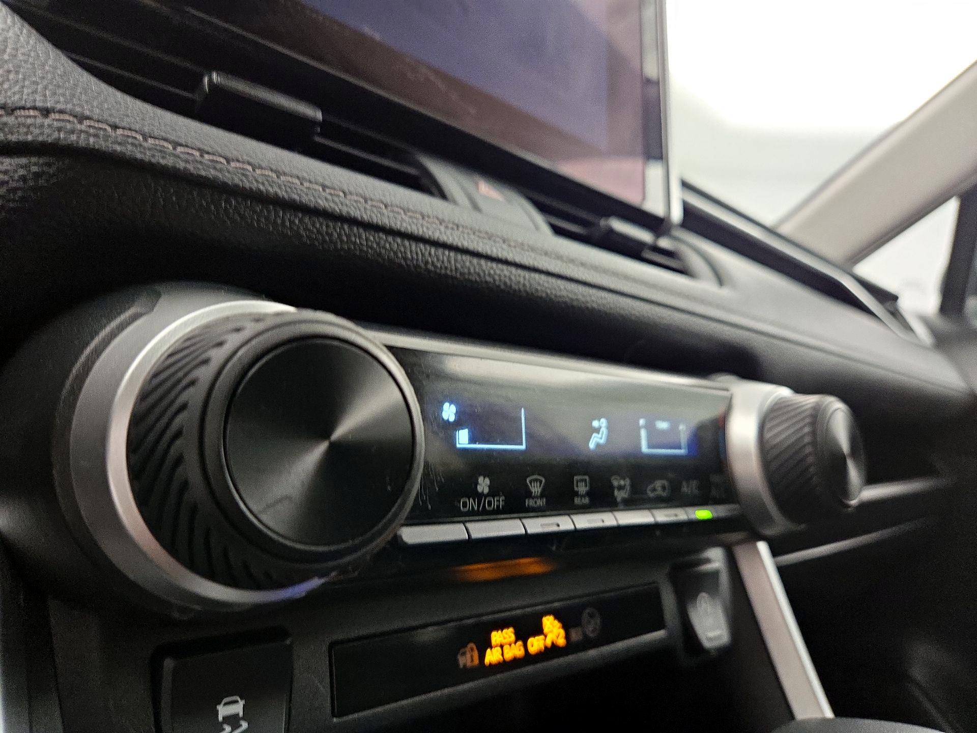 Thumbnail: 2024 Toyota RAV4 - 16