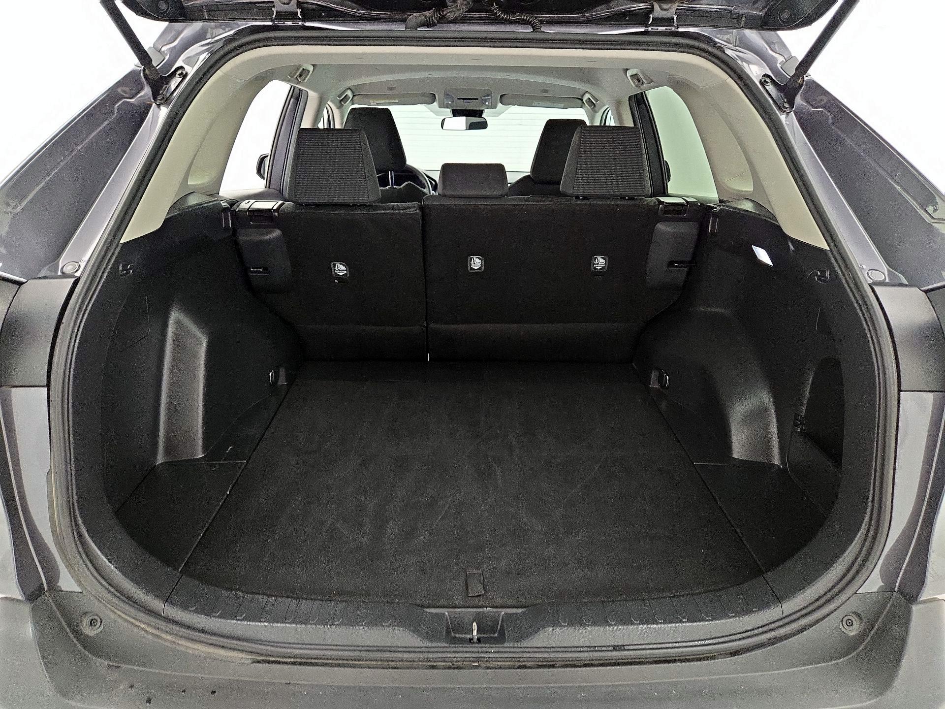 Thumbnail: 2024 Toyota RAV4 - 20