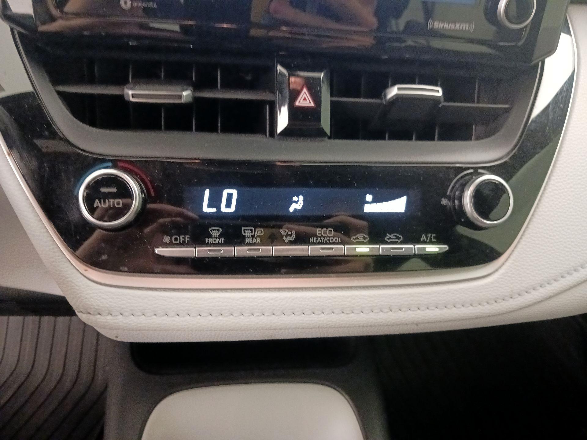 Thumbnail: 2022 Toyota Corolla - 17