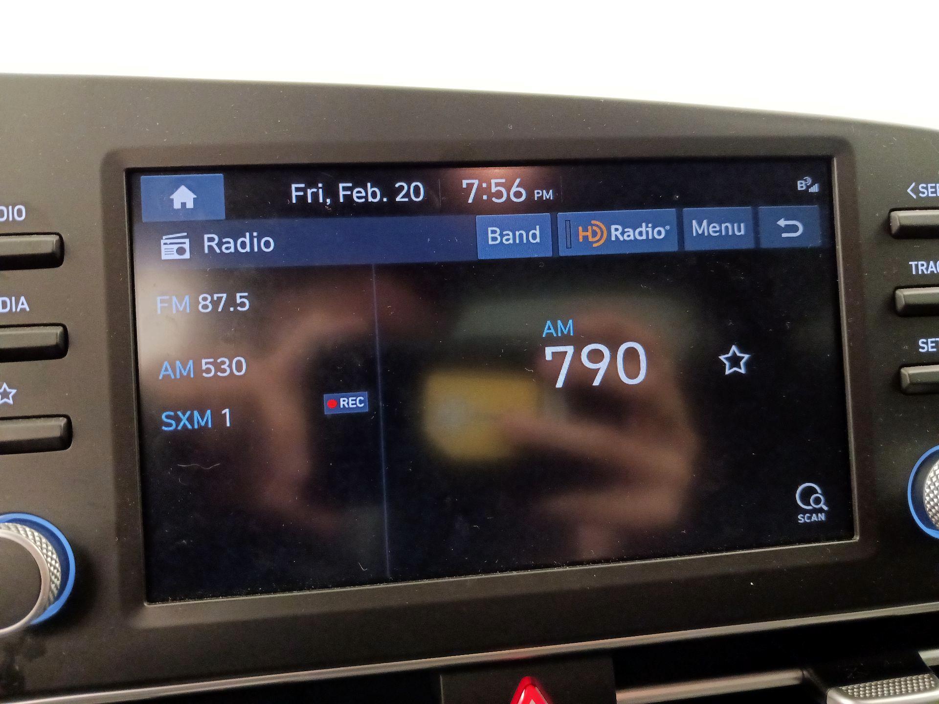 Thumbnail: 2023 Hyundai Elantra - 15