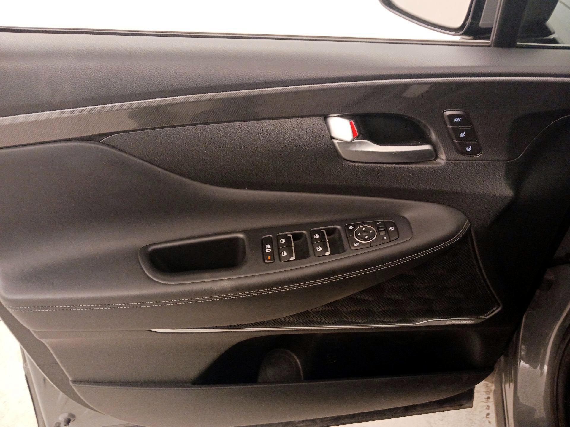 Thumbnail: 2021 Hyundai Santa Fe - 12