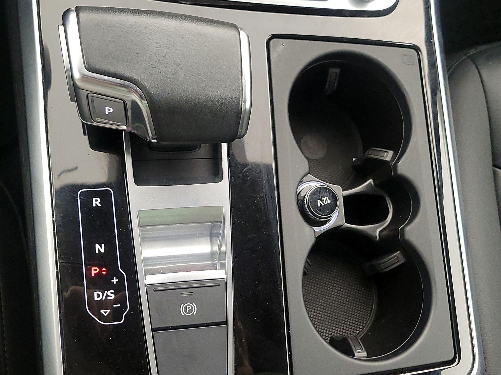 Thumbnail: 2020 Audi Q7 - 17