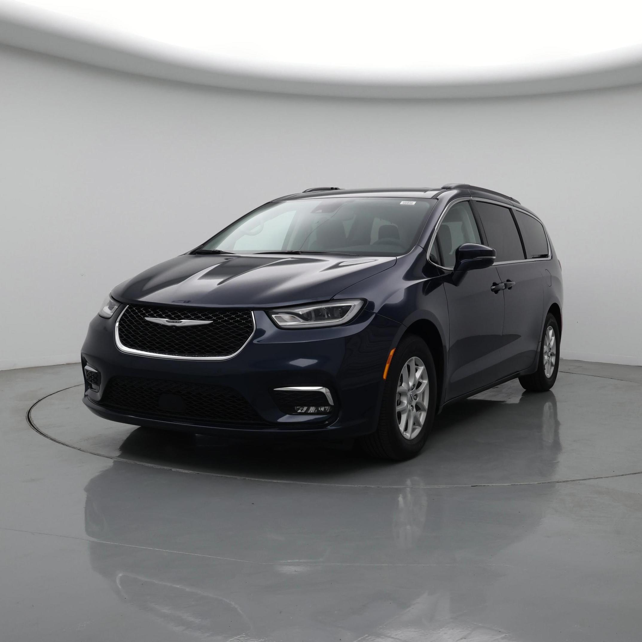Thumbnail: 2022 Chrysler Pacifica - 4