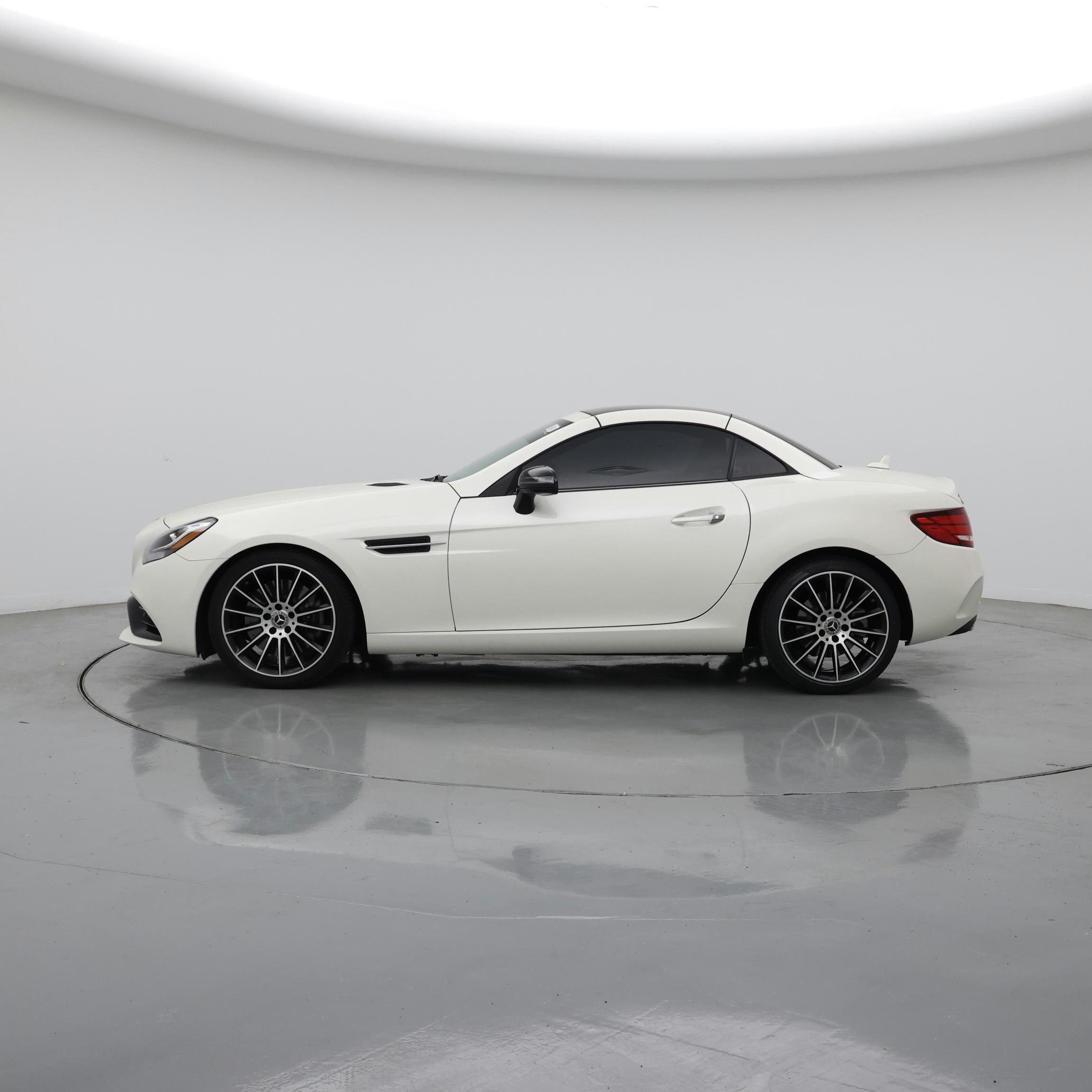 Thumbnail: 2020 Mercedes-Benz SLC - 3