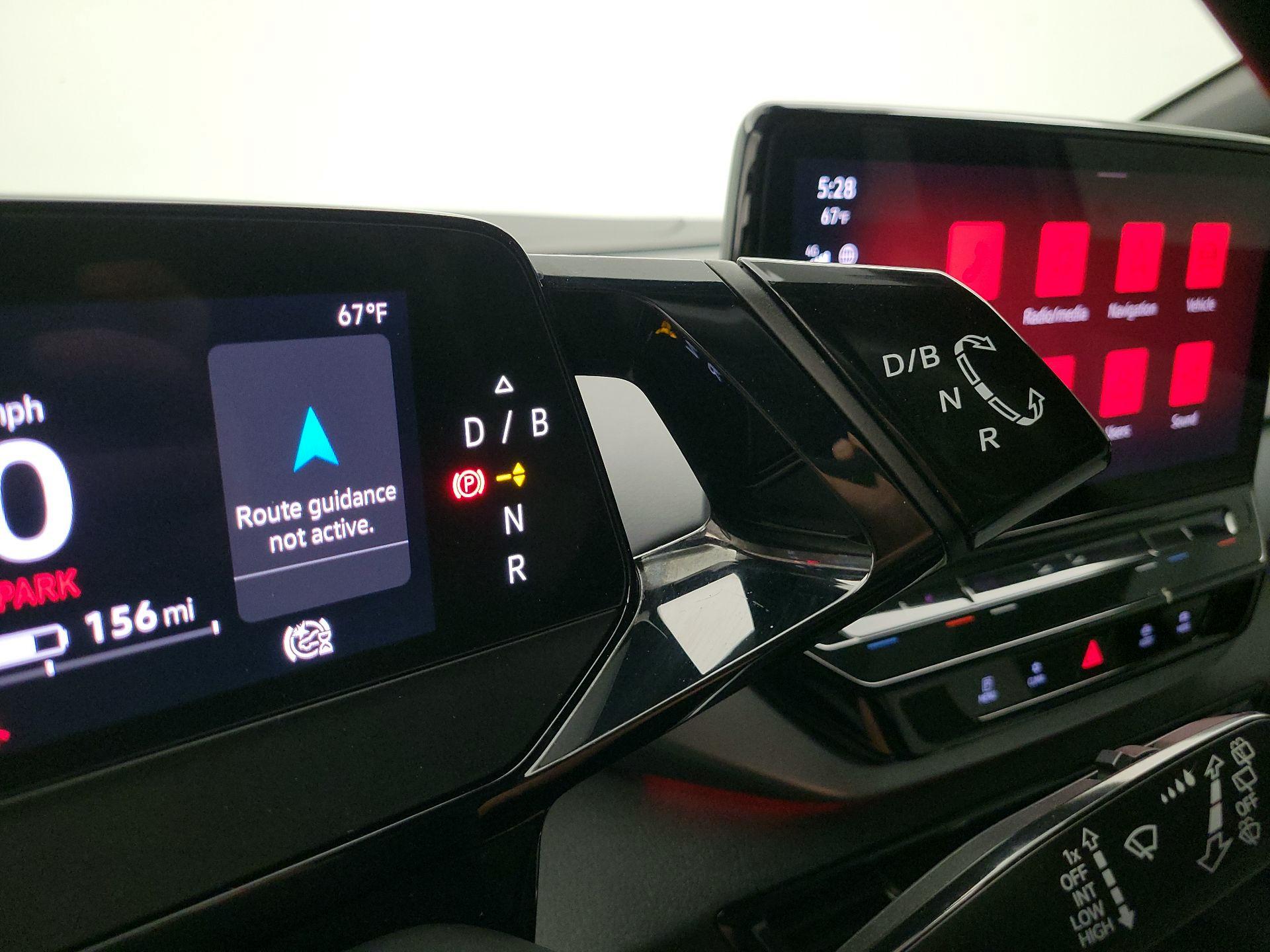 Thumbnail: 2023 Volkswagen ID.4 - 18