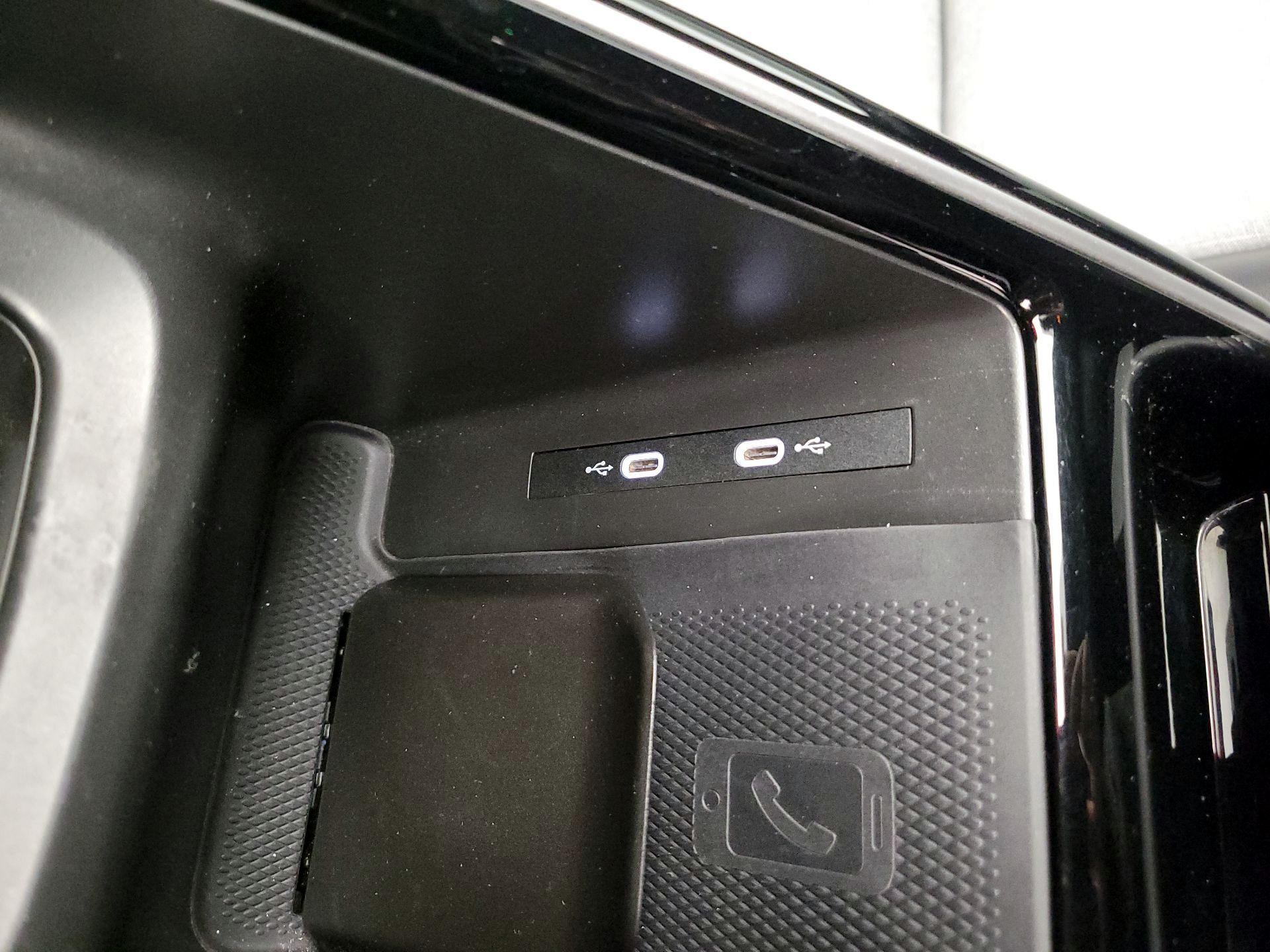 Thumbnail: 2023 Volkswagen ID.4 - 19