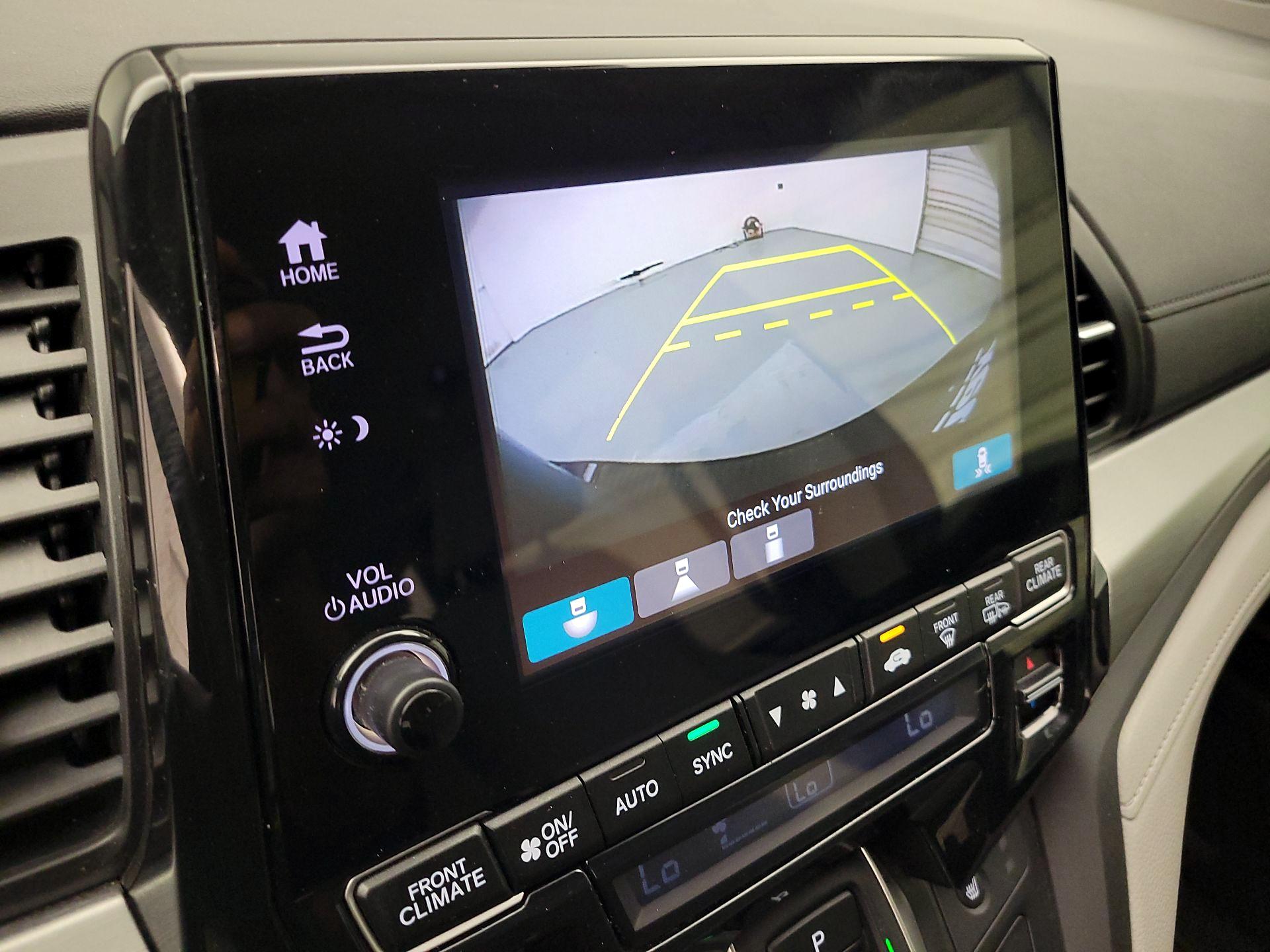 Thumbnail: 2020 Honda Odyssey - 14