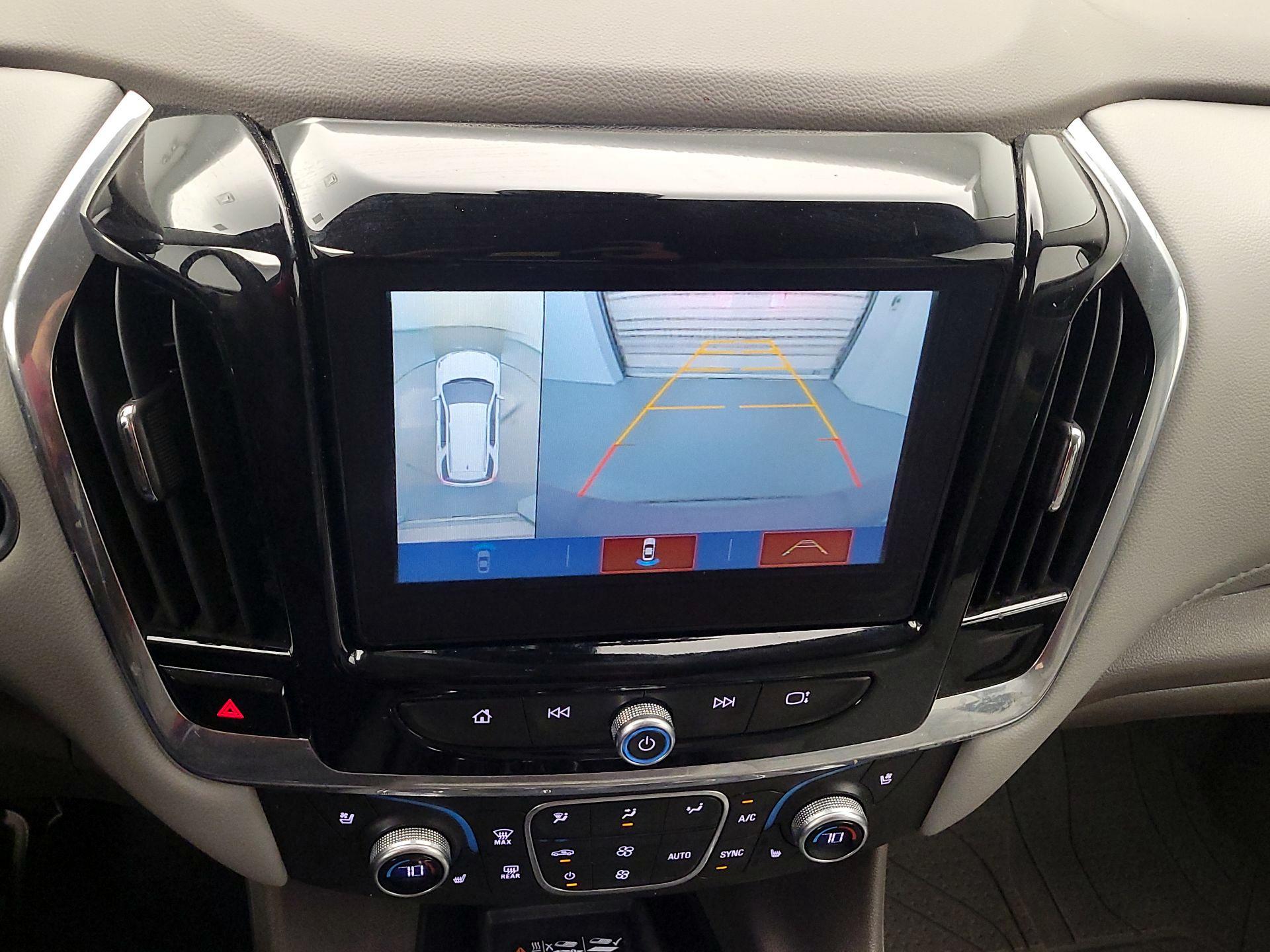 Thumbnail: 2018 Chevrolet Traverse - 15