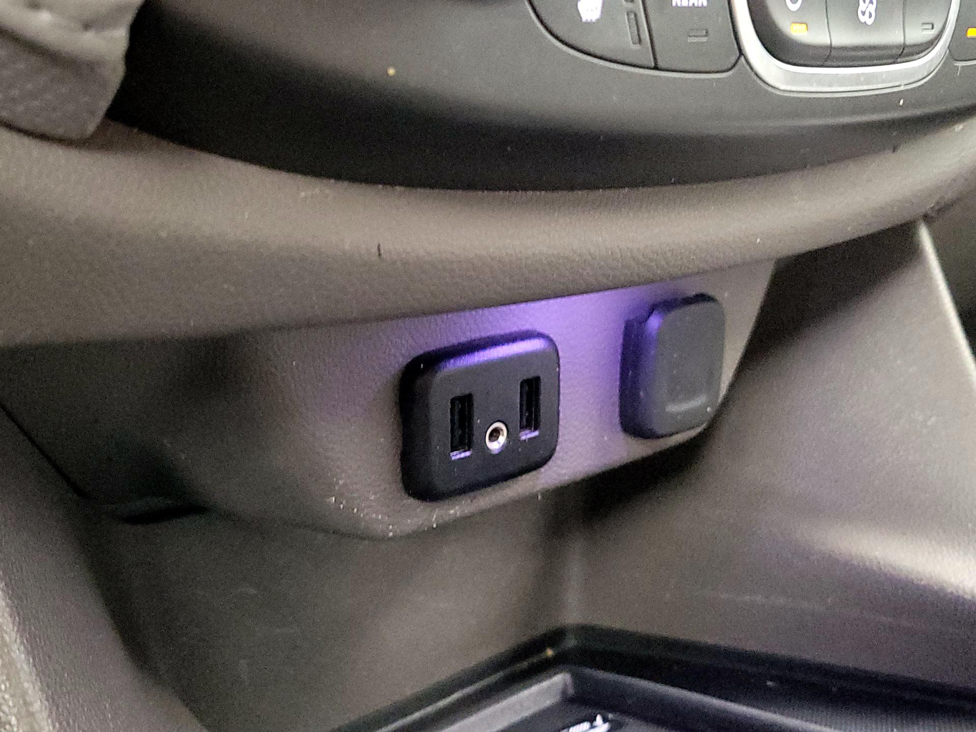 Thumbnail: 2018 Chevrolet Traverse - 19