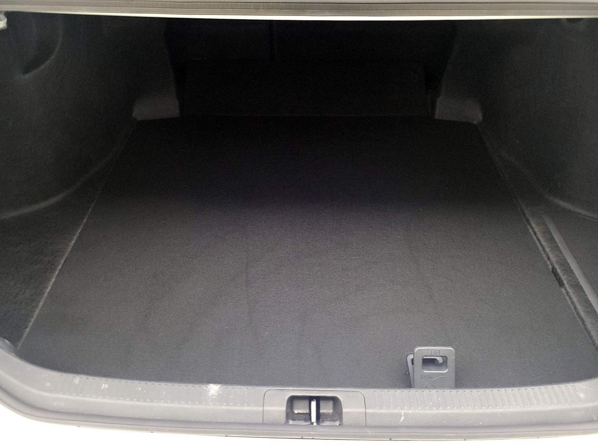 Thumbnail: 2025 Toyota Camry - 16