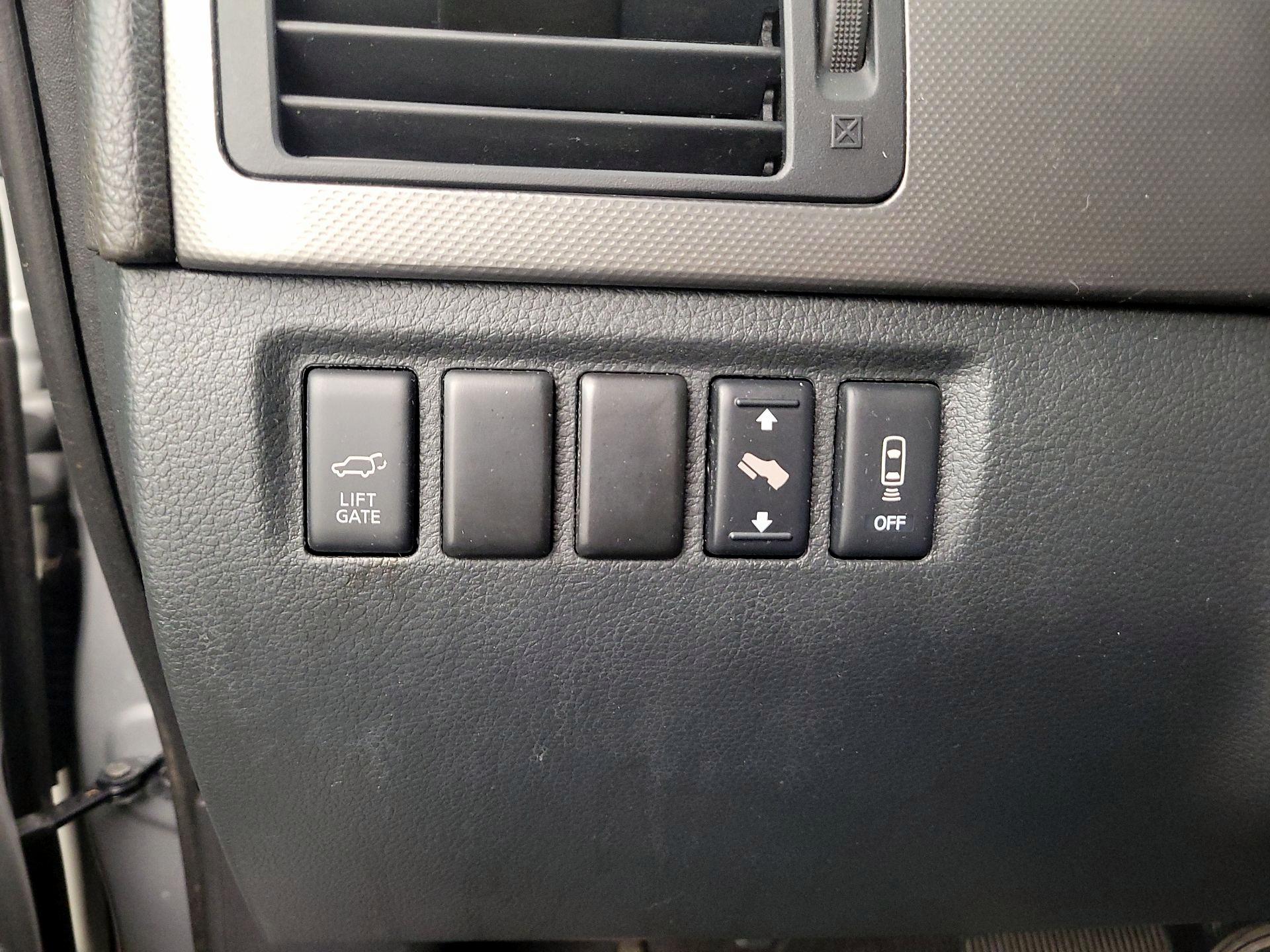 Thumbnail: 2015 Nissan Armada - 13