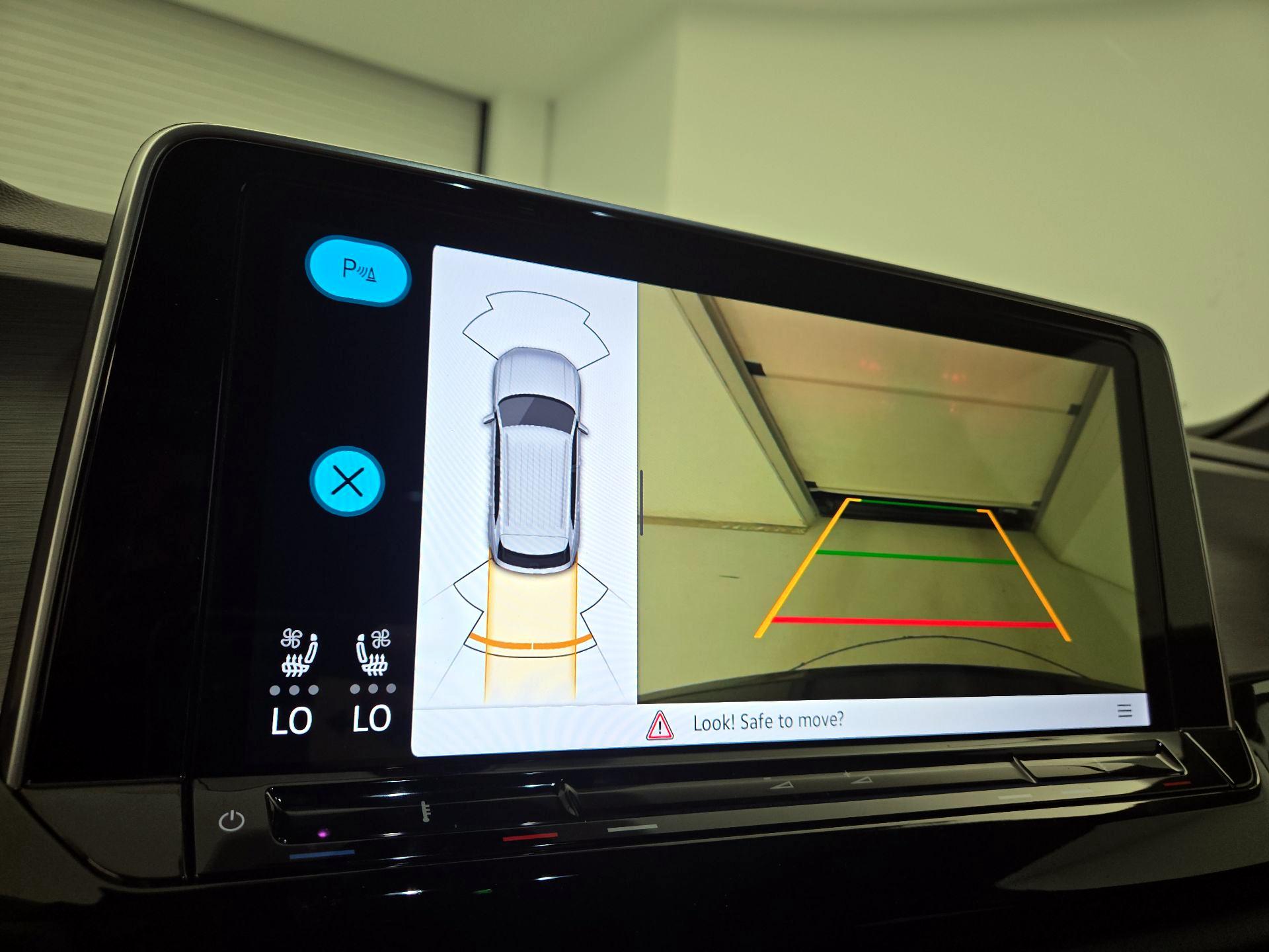 Thumbnail: 2025 Volkswagen Atlas - 14