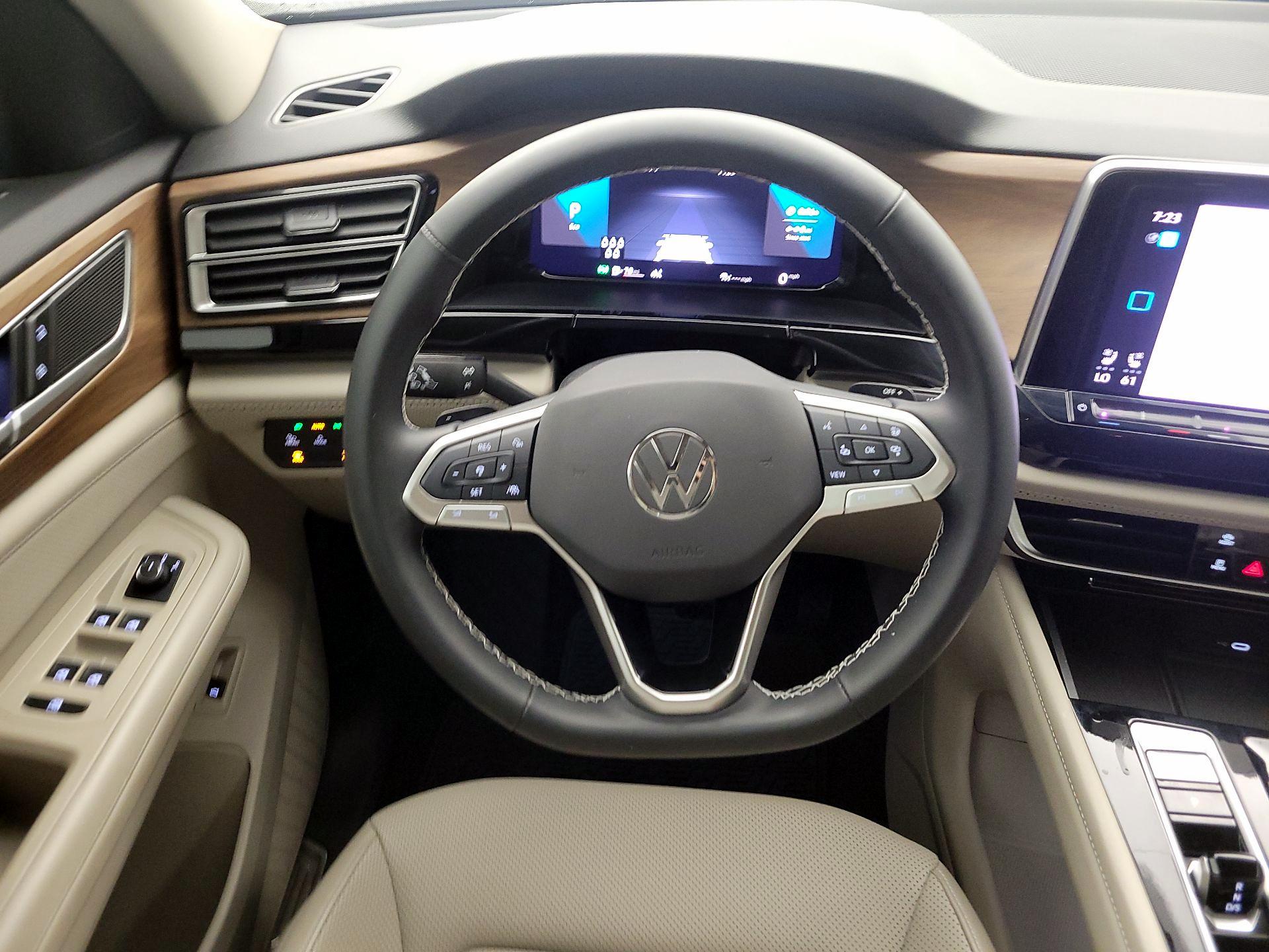 Thumbnail: 2024 Volkswagen Atlas - 10