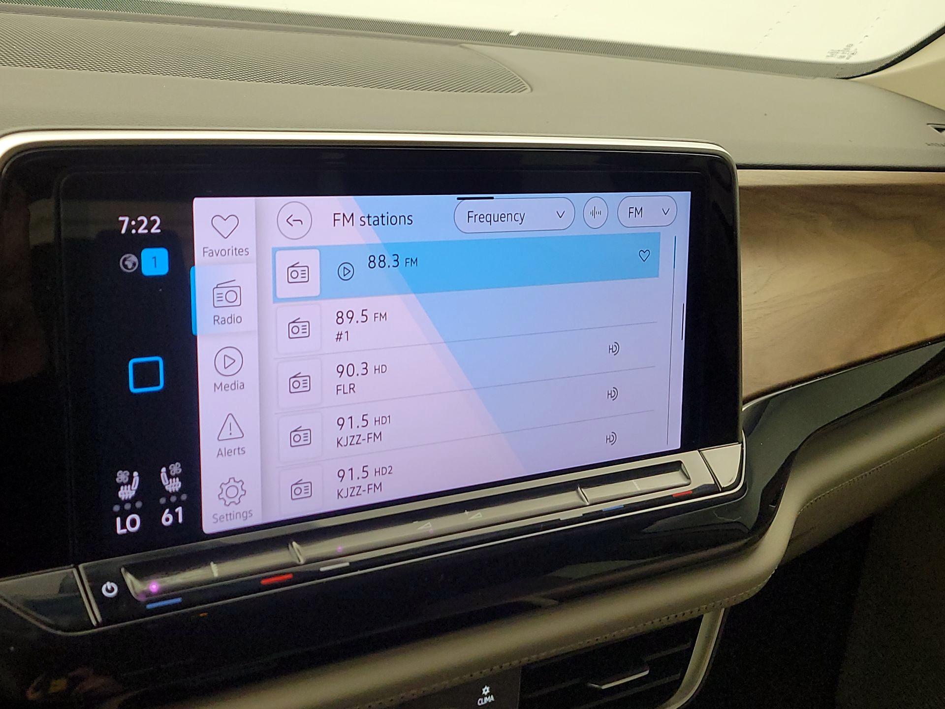 Thumbnail: 2024 Volkswagen Atlas - 15