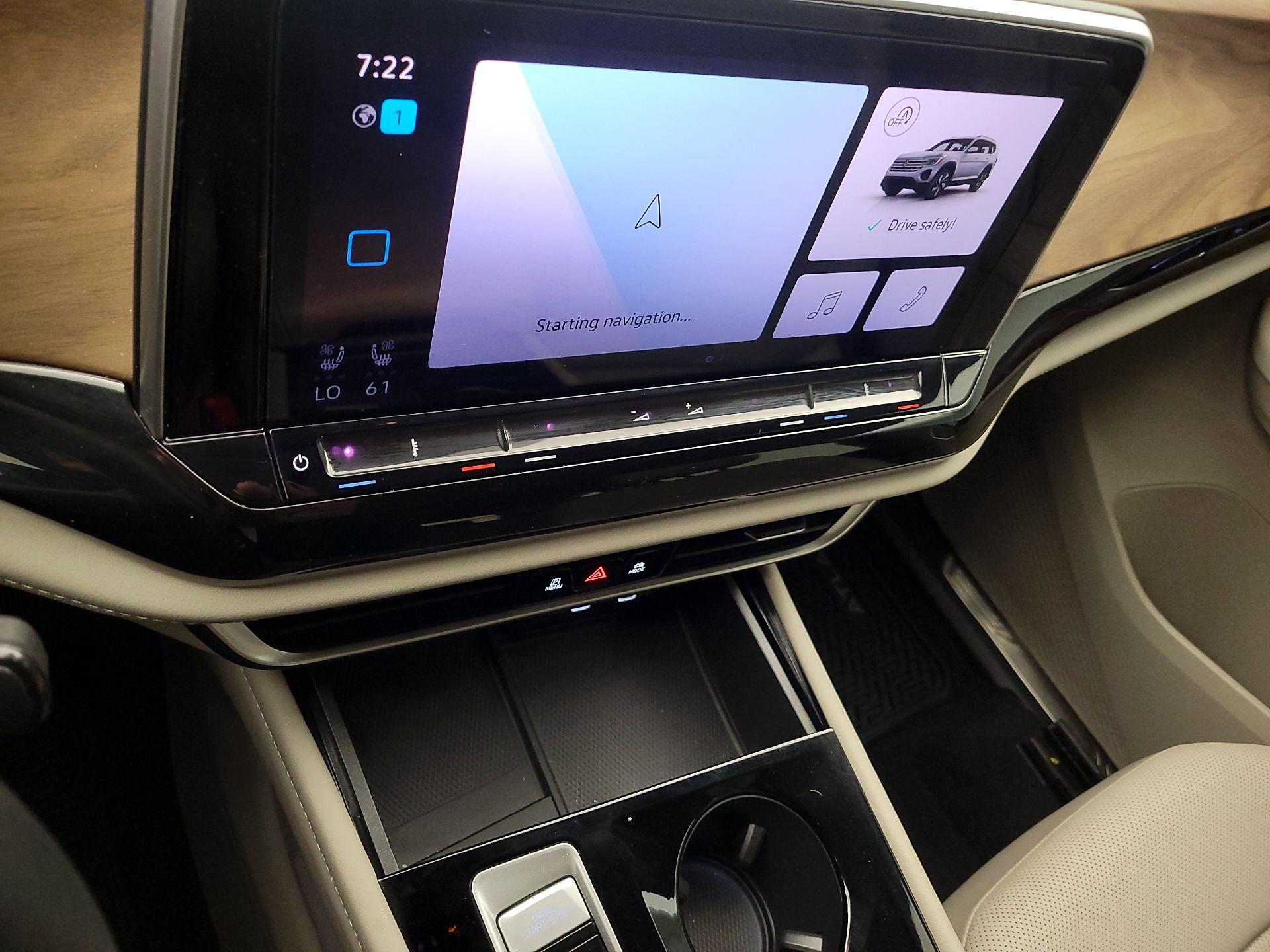 Thumbnail: 2024 Volkswagen Atlas - 16